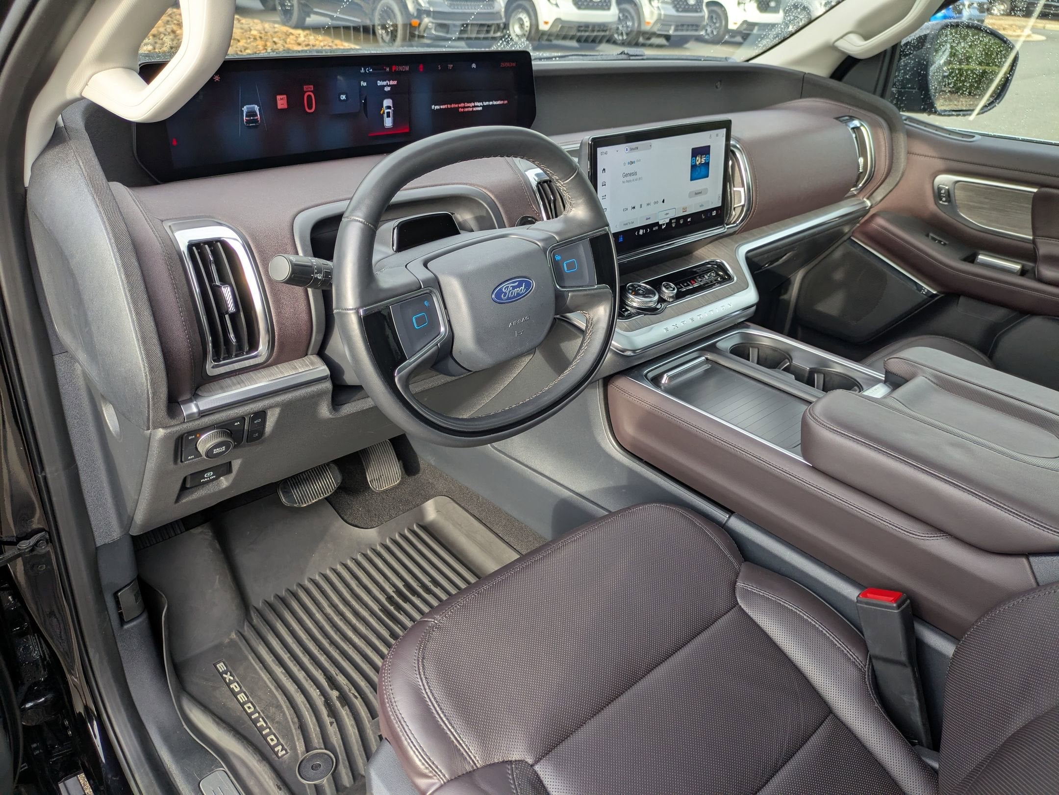 2025 Ford Expedition Platinum