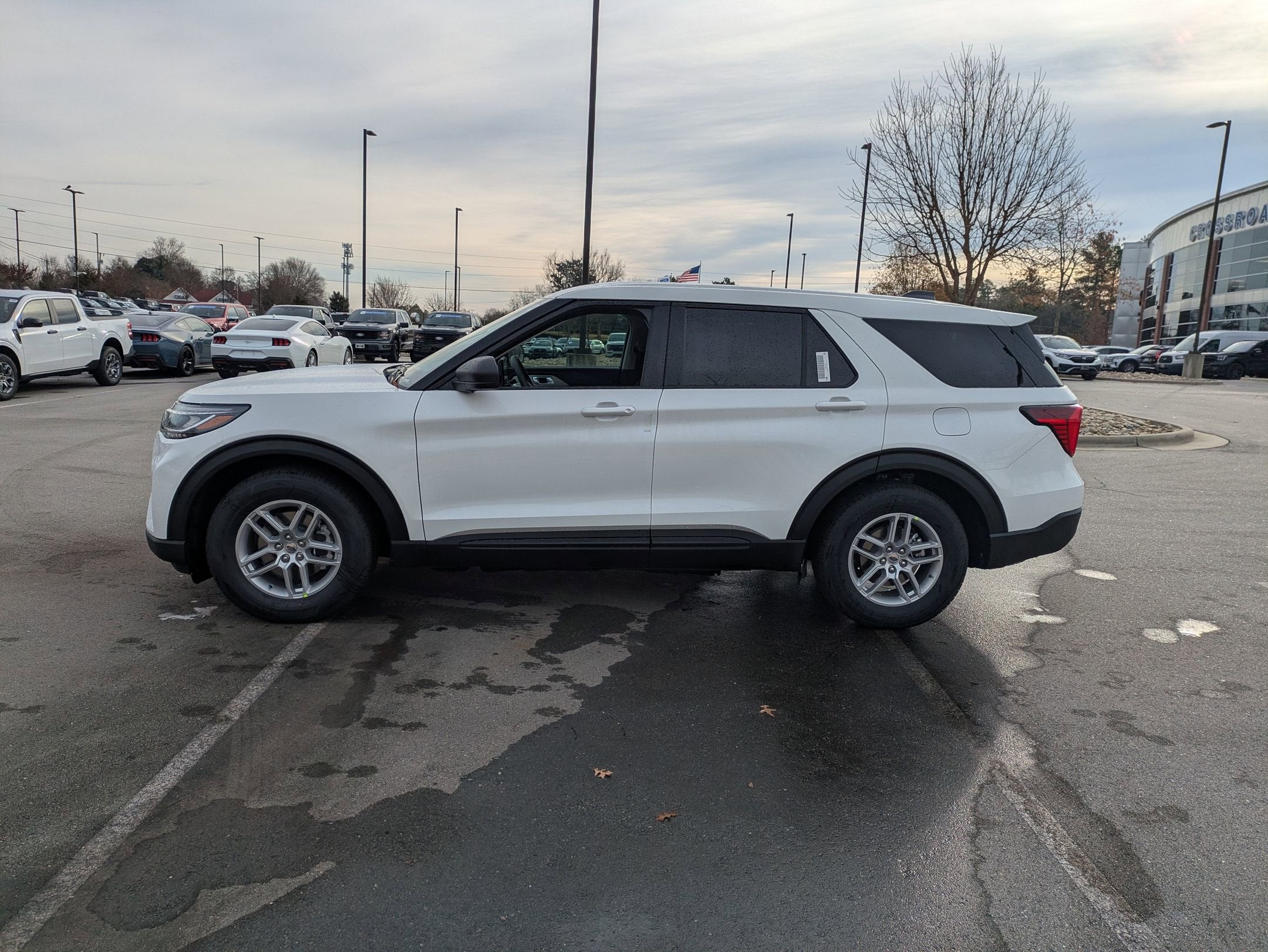 2026 Ford Explorer Active w/100A Pkg