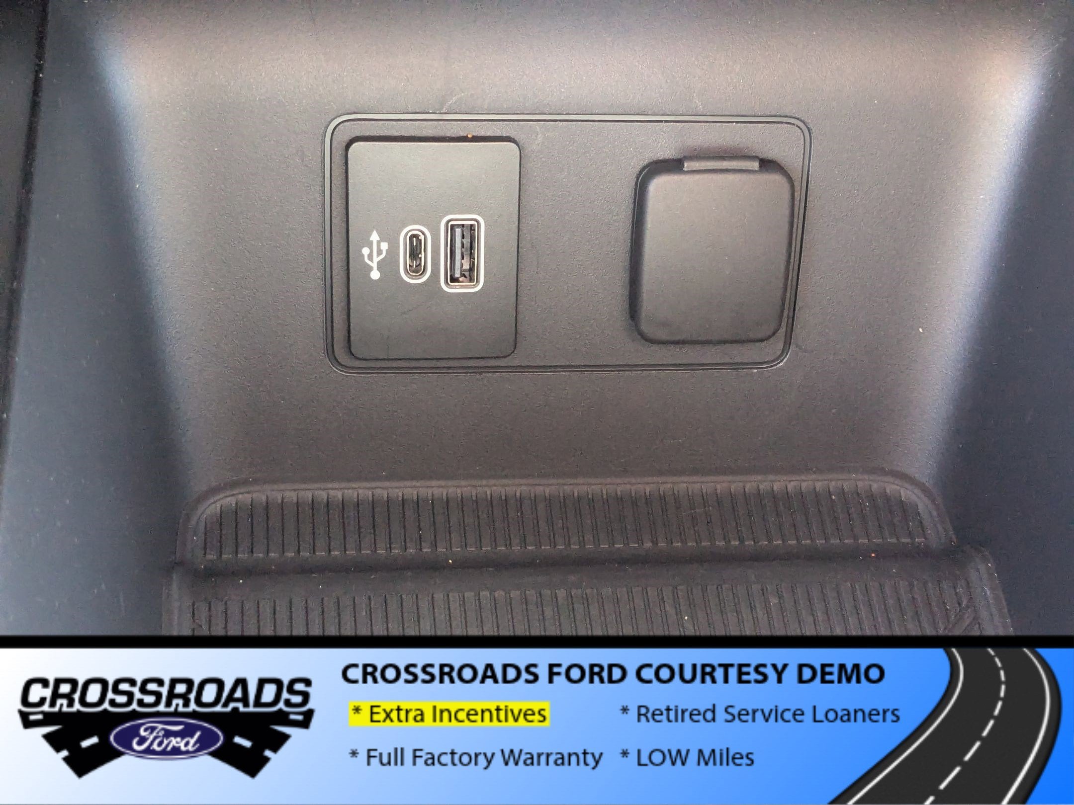 2026 Ford Explorer Active - Crossroads Courtesy Demo