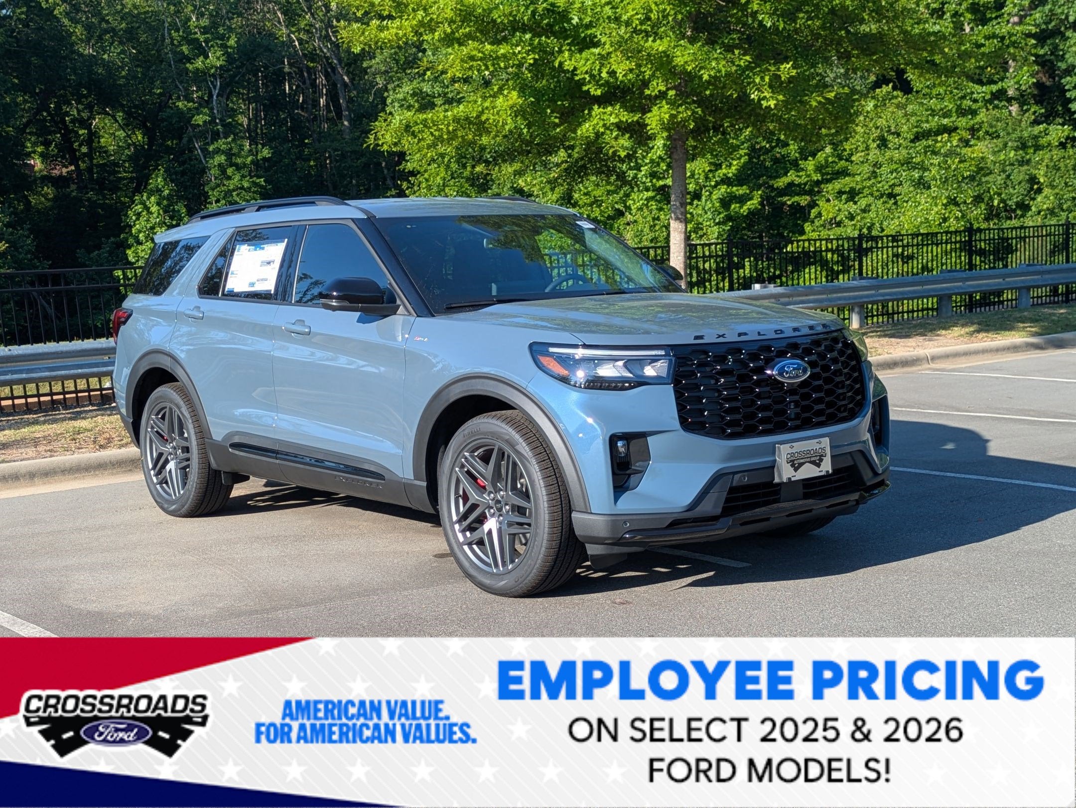 2026 Ford Explorer ST-LINE RWD's photo