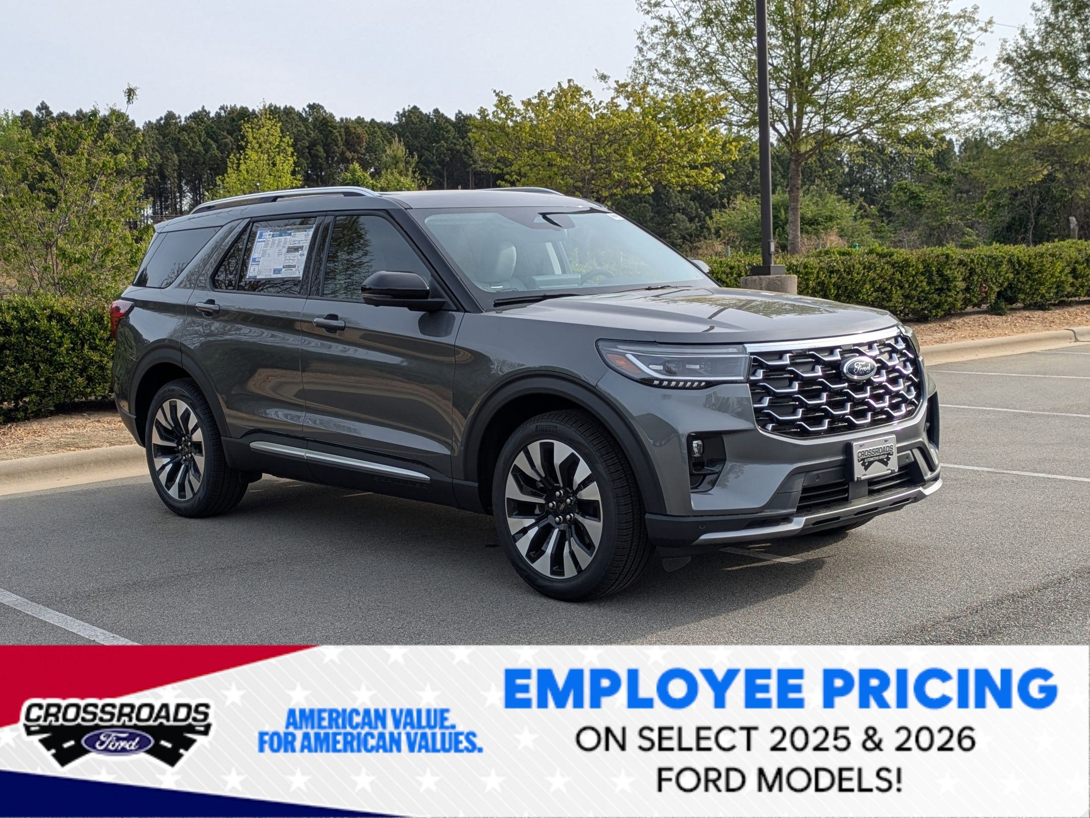 2026 Ford Explorer Platinum 4WD's photo