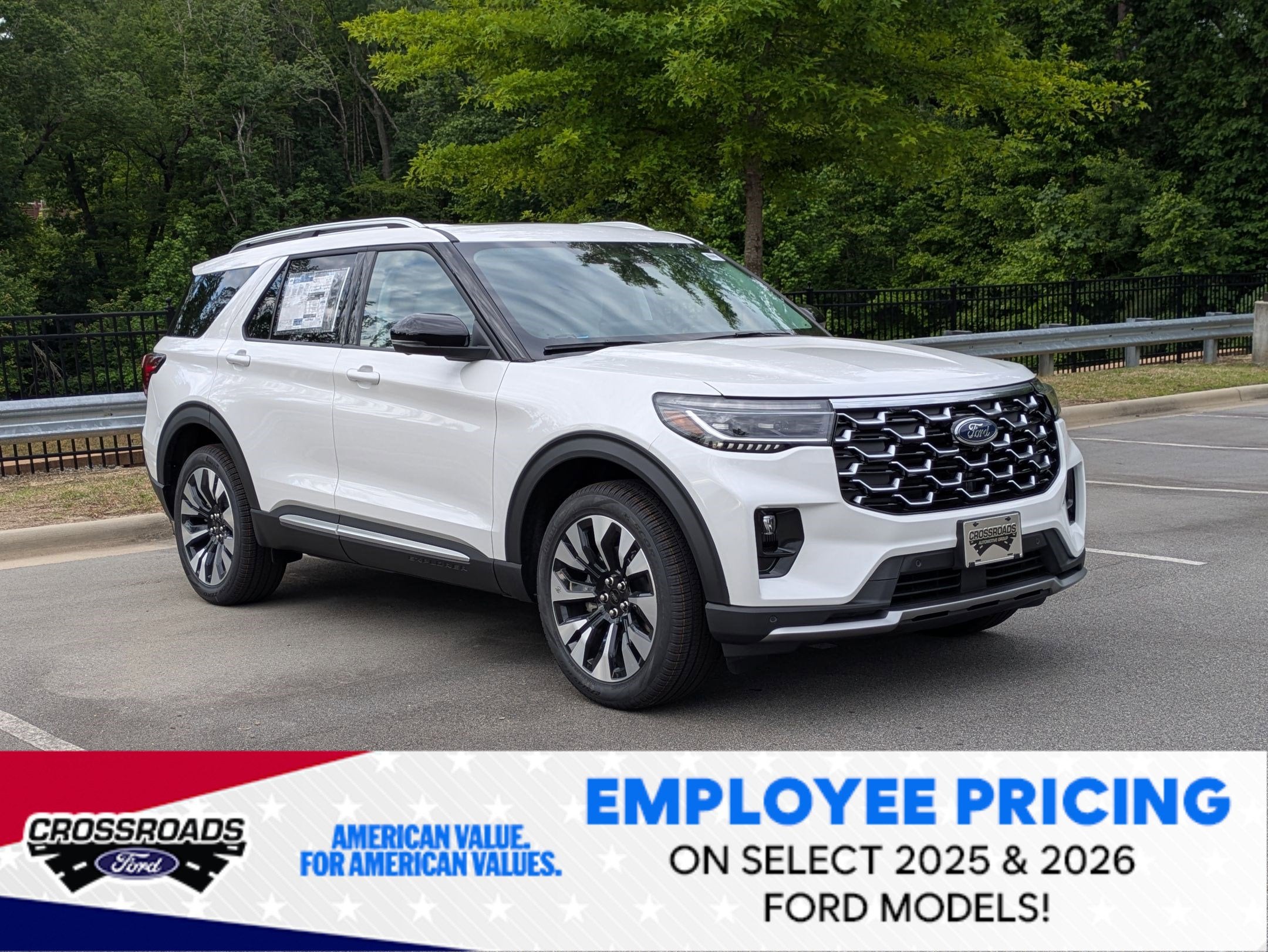 2026 Ford Explorer Platinum 4WD's photo
