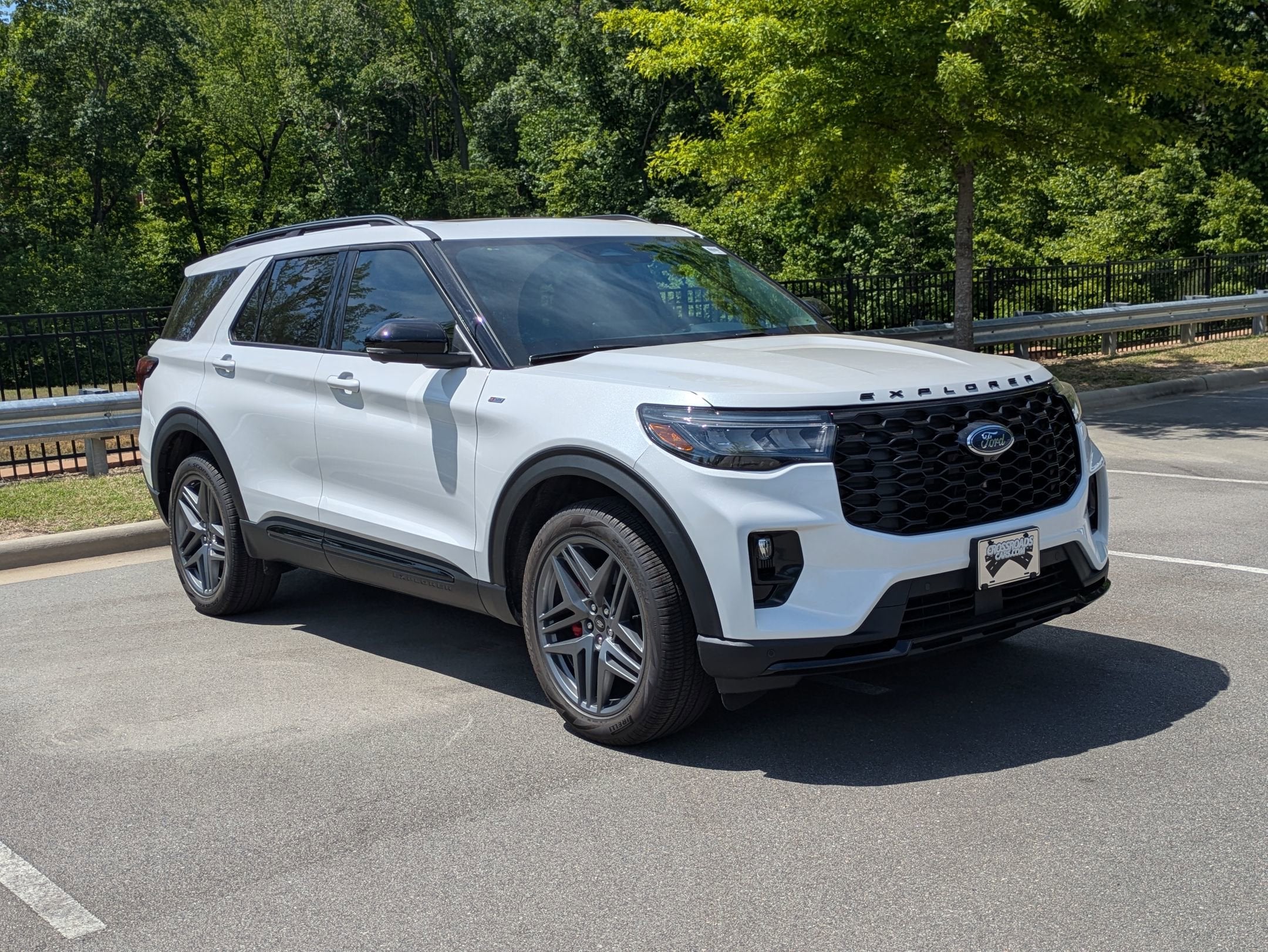 2026 Ford Explorer ST-LINE 4WD's photo