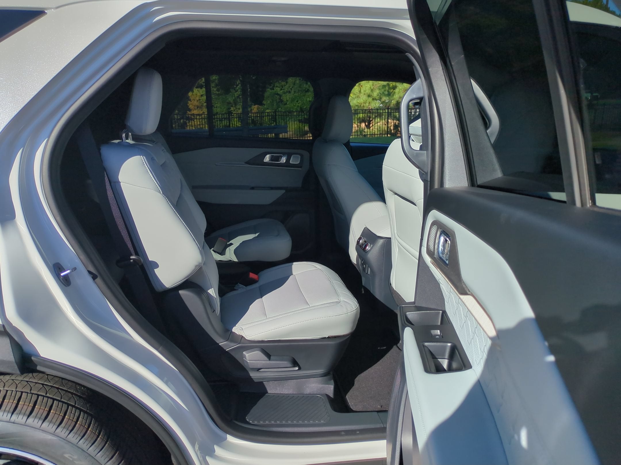 2027 Ford Explorer Platinum