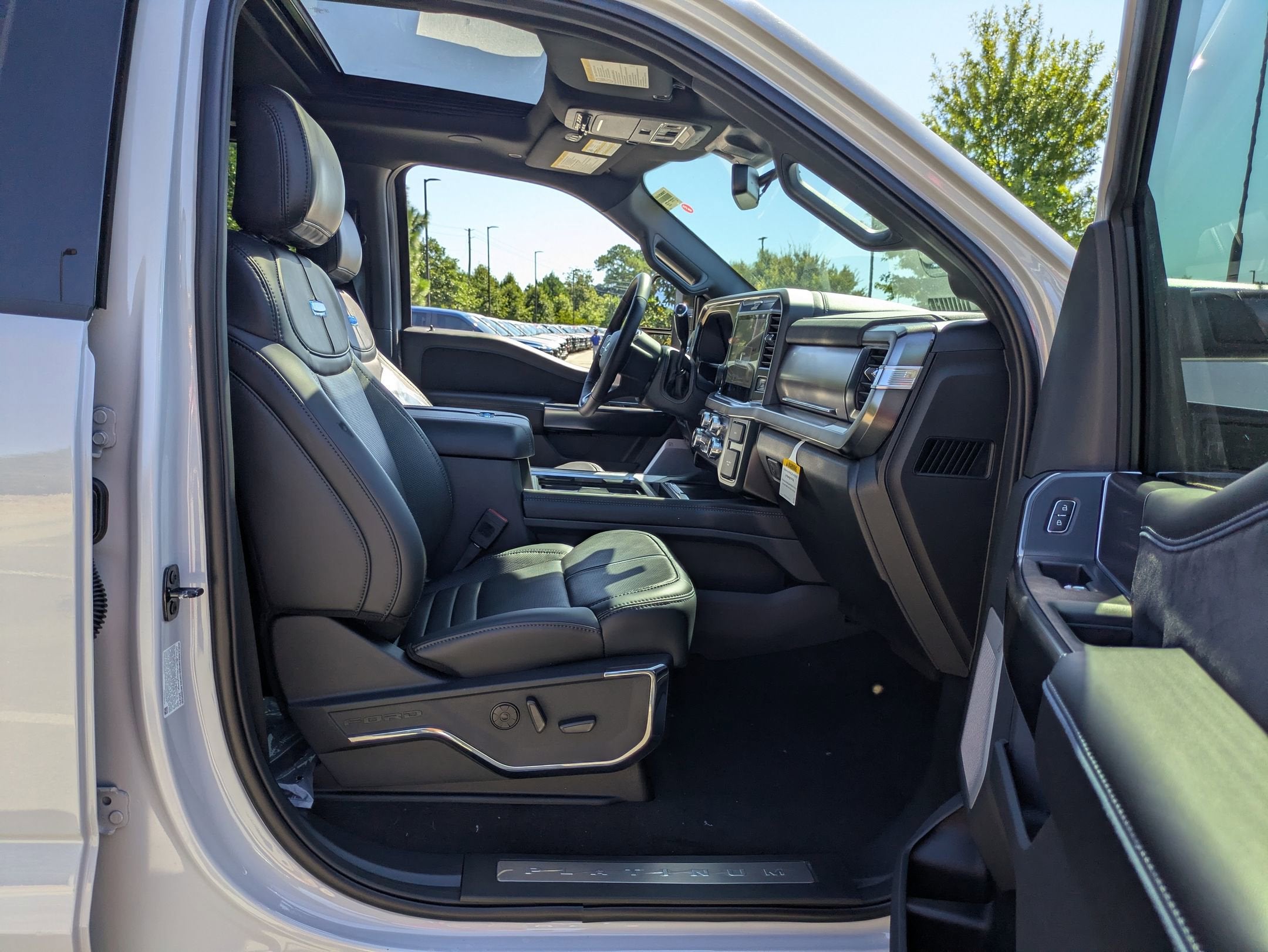 2026 Ford Super Duty F-250 SRW Platinum