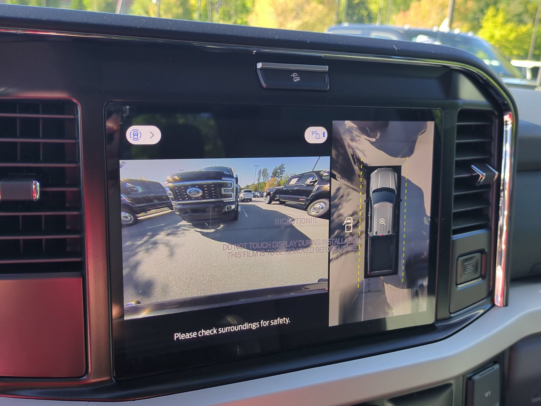 2027 Ford Super Duty F-250 SRW XLT