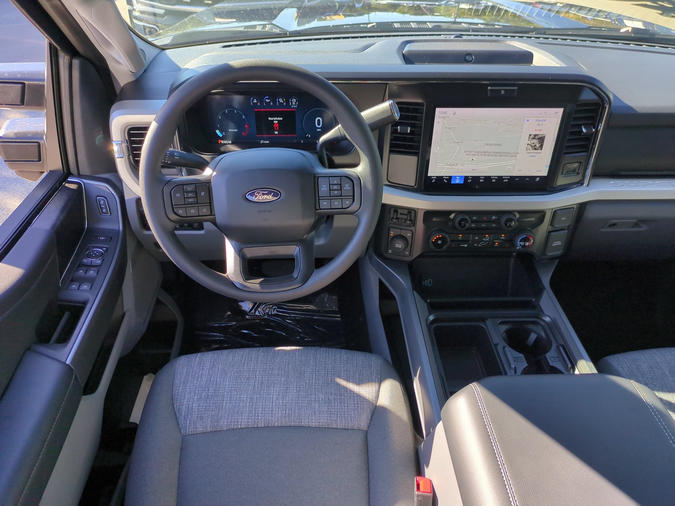 2027 Ford Super Duty F-250 SRW XLT