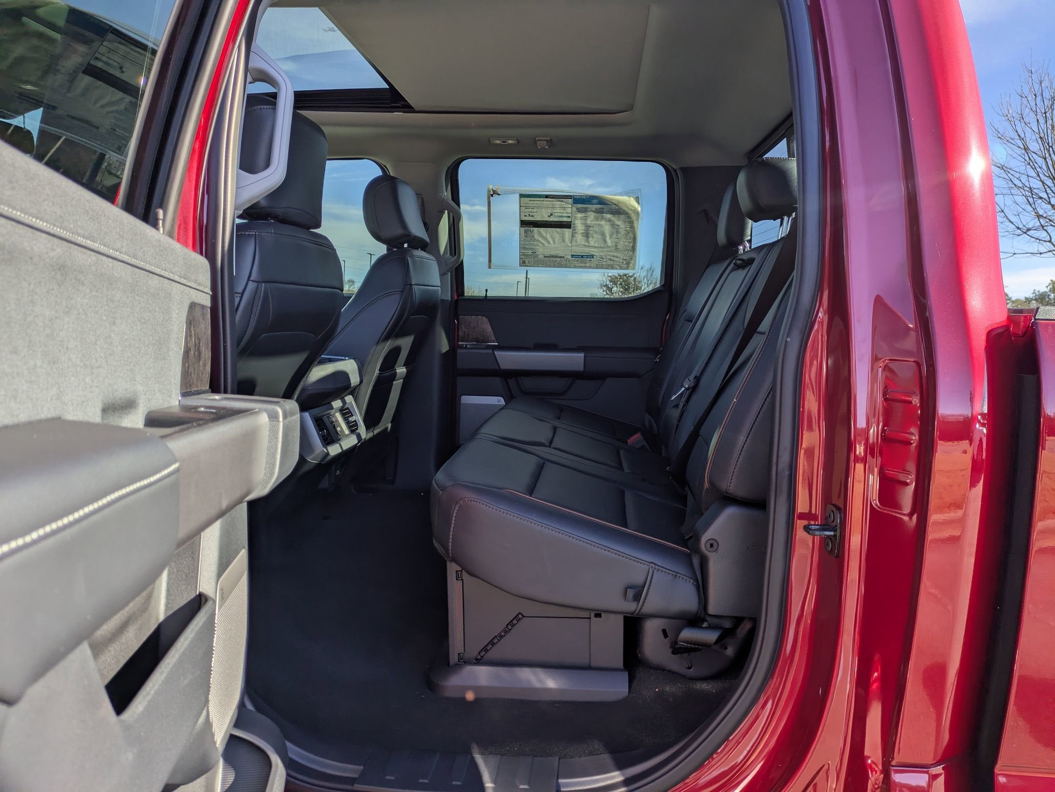 2025 Ford Super Duty F-250 SRW LARIAT