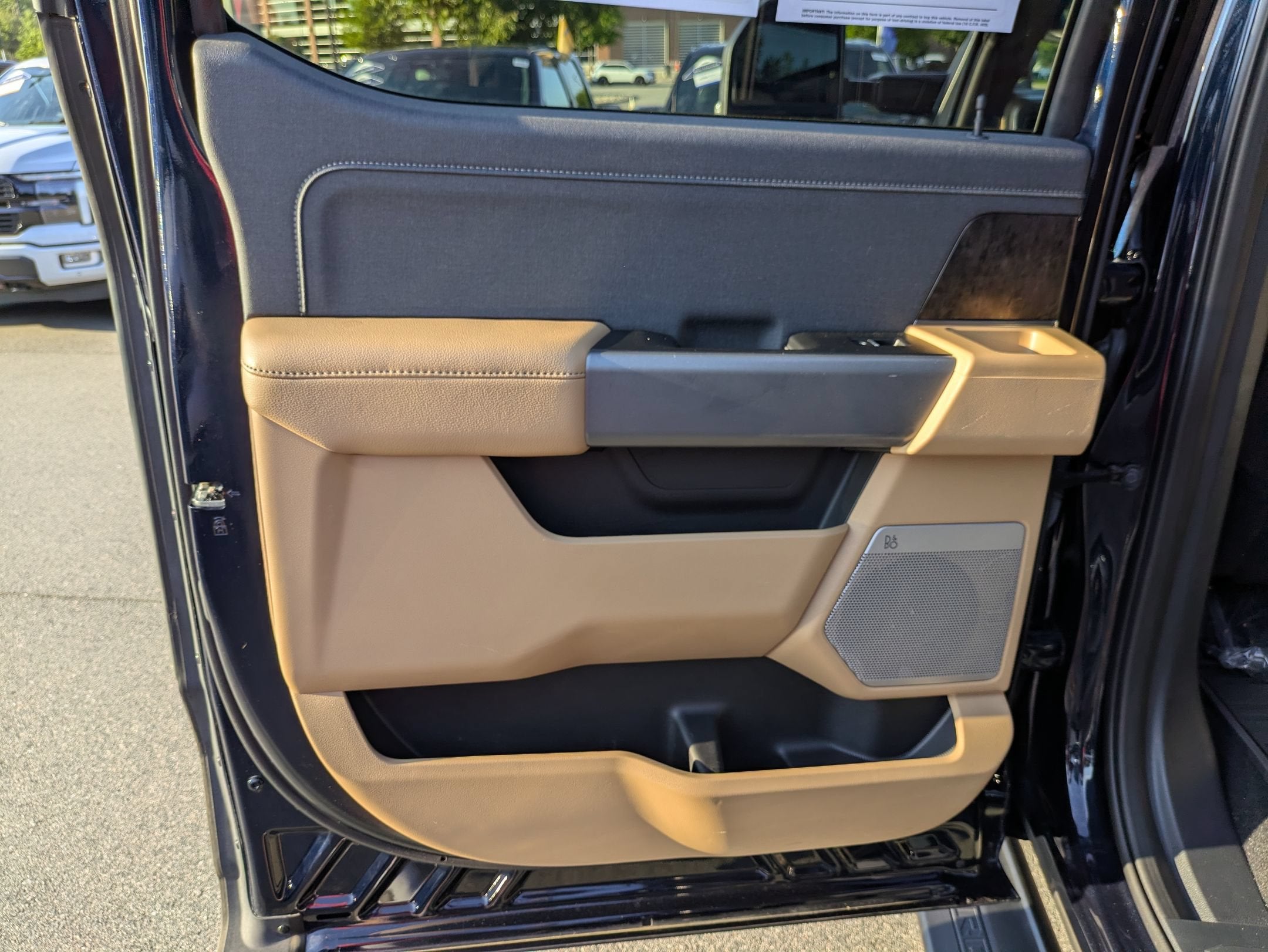 2024 Ford Super Duty F-250 SRW LARIAT