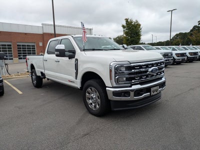 2026 Ford Super Duty F-350 SRW LARIAT
