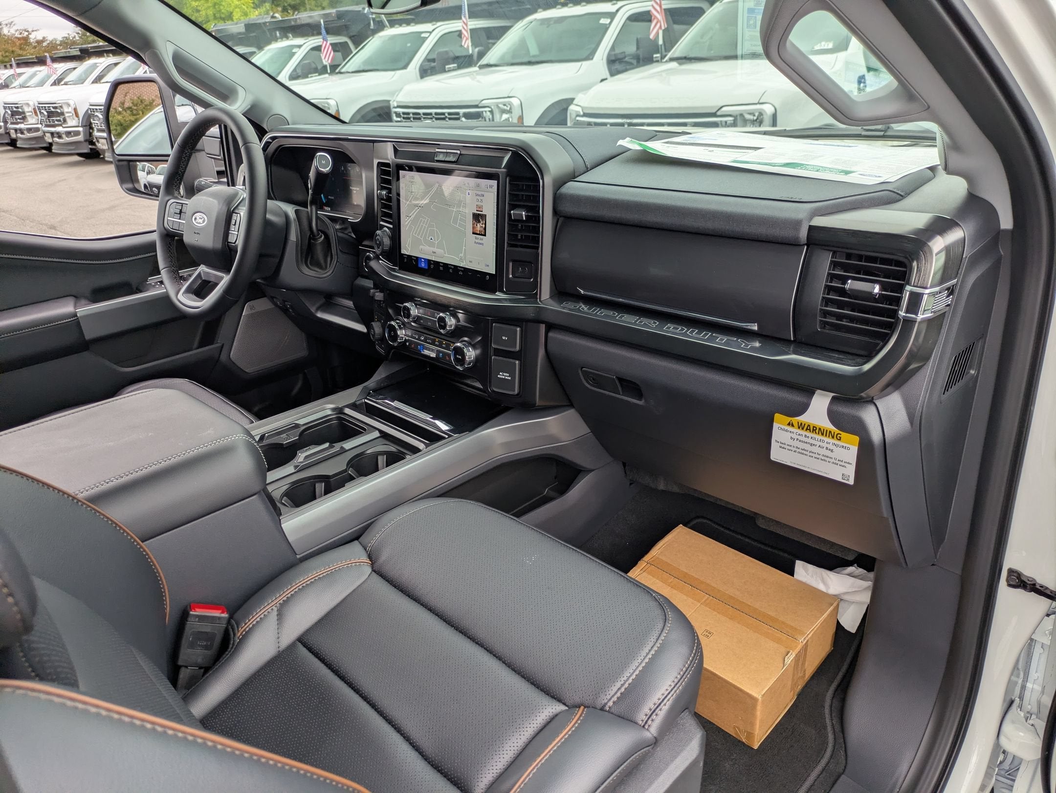 2026 Ford Super Duty F-350 SRW LARIAT