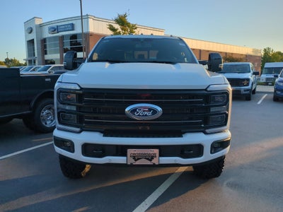 2027 Ford Super Duty F-350 SRW Platinum