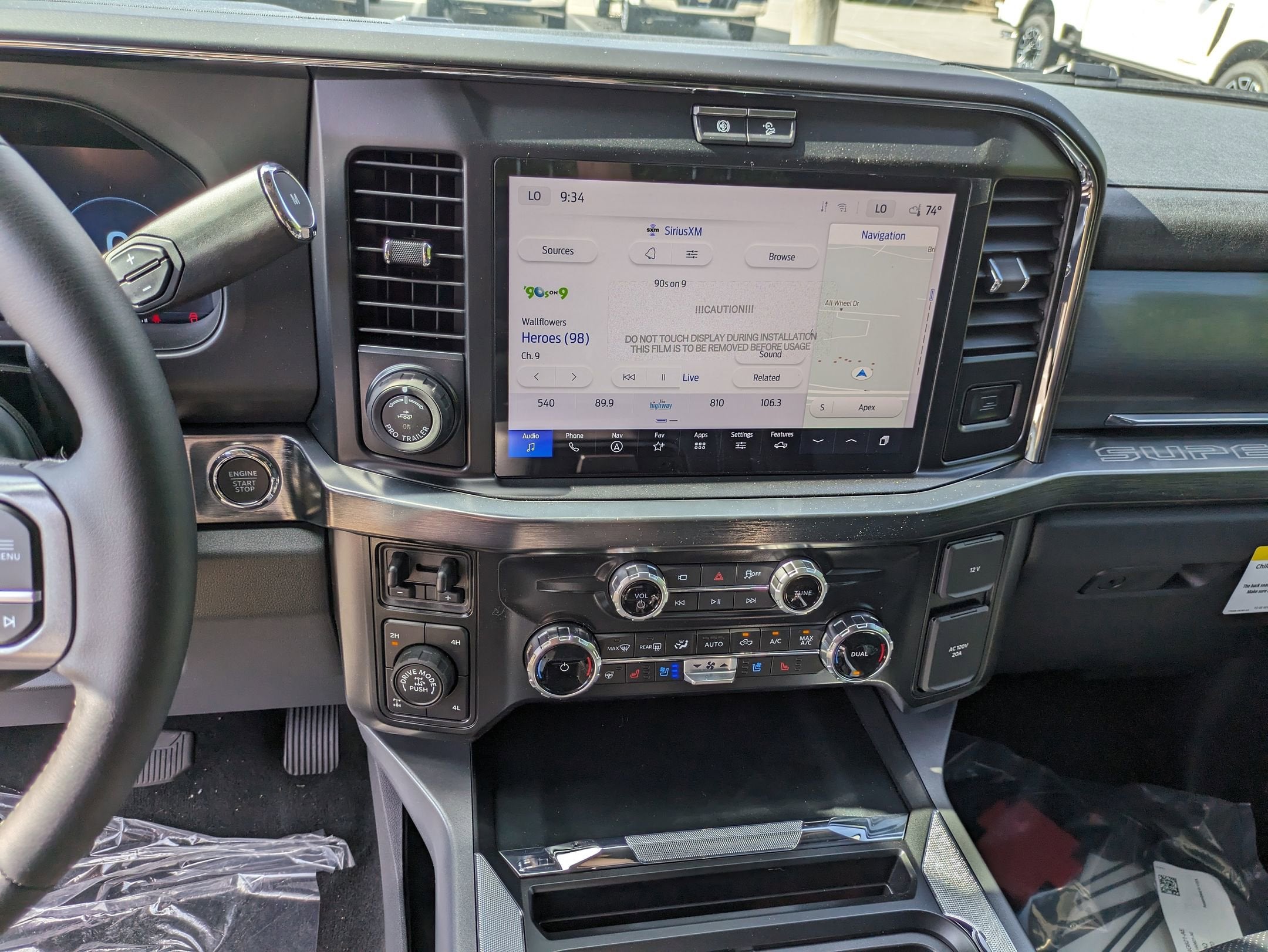 2025 Ford Super Duty F-350 SRW LARIAT