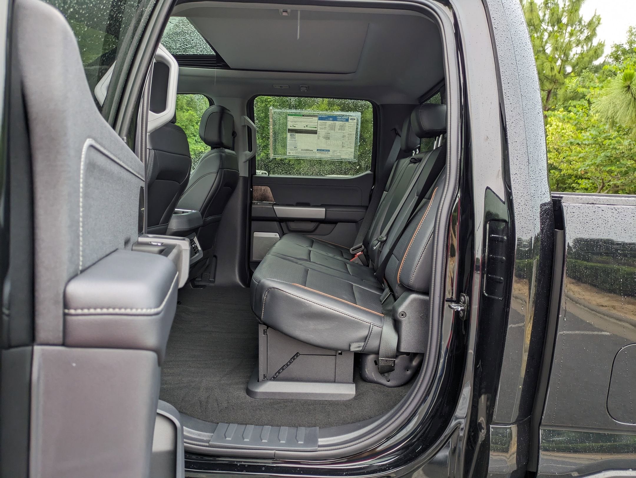 2025 Ford Super Duty F-350 SRW LARIAT