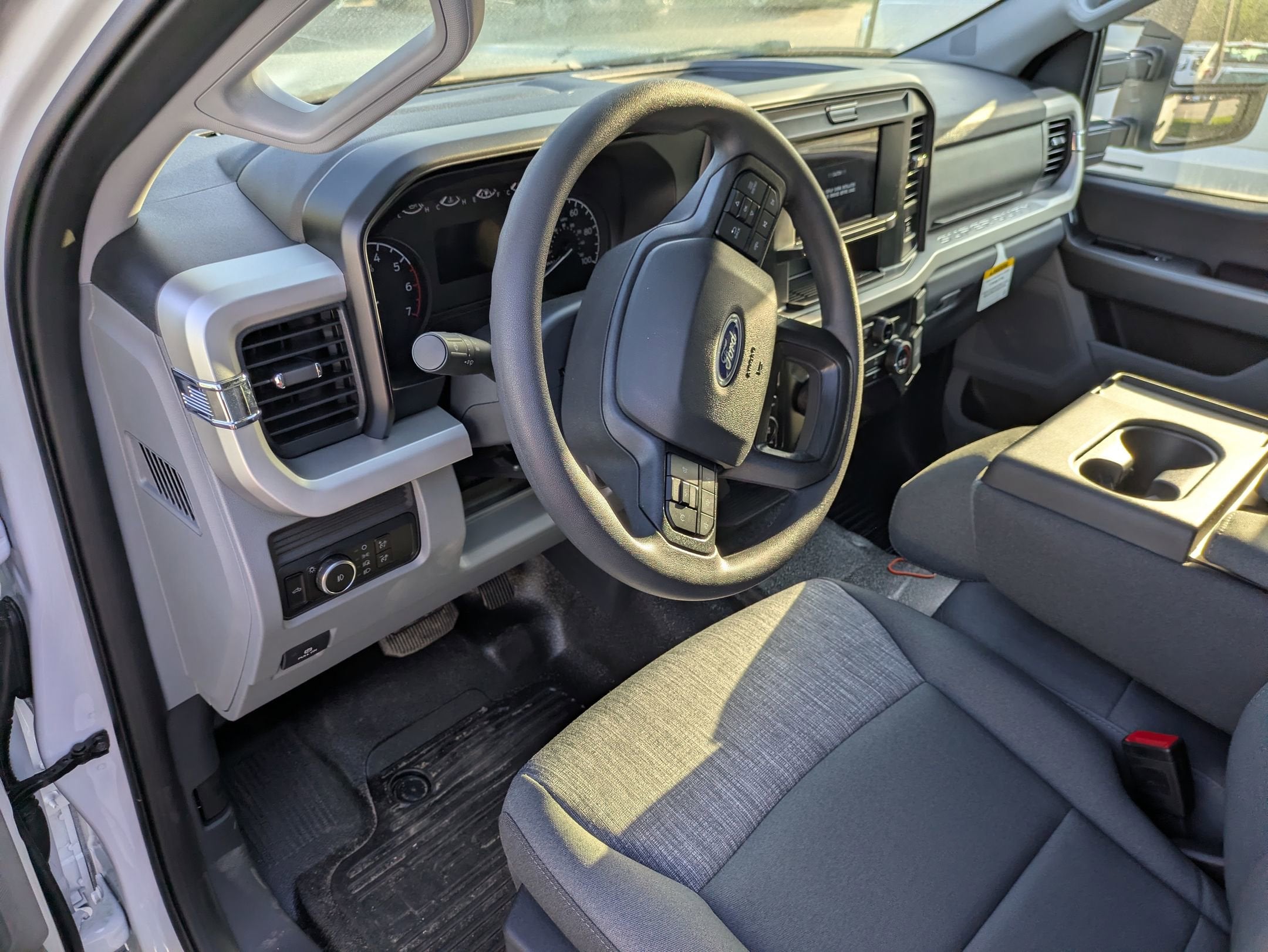 2026 Ford Super Duty F-350 SRW XLT