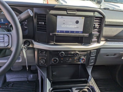 2025 Ford Super Duty F-350 SRW XLT