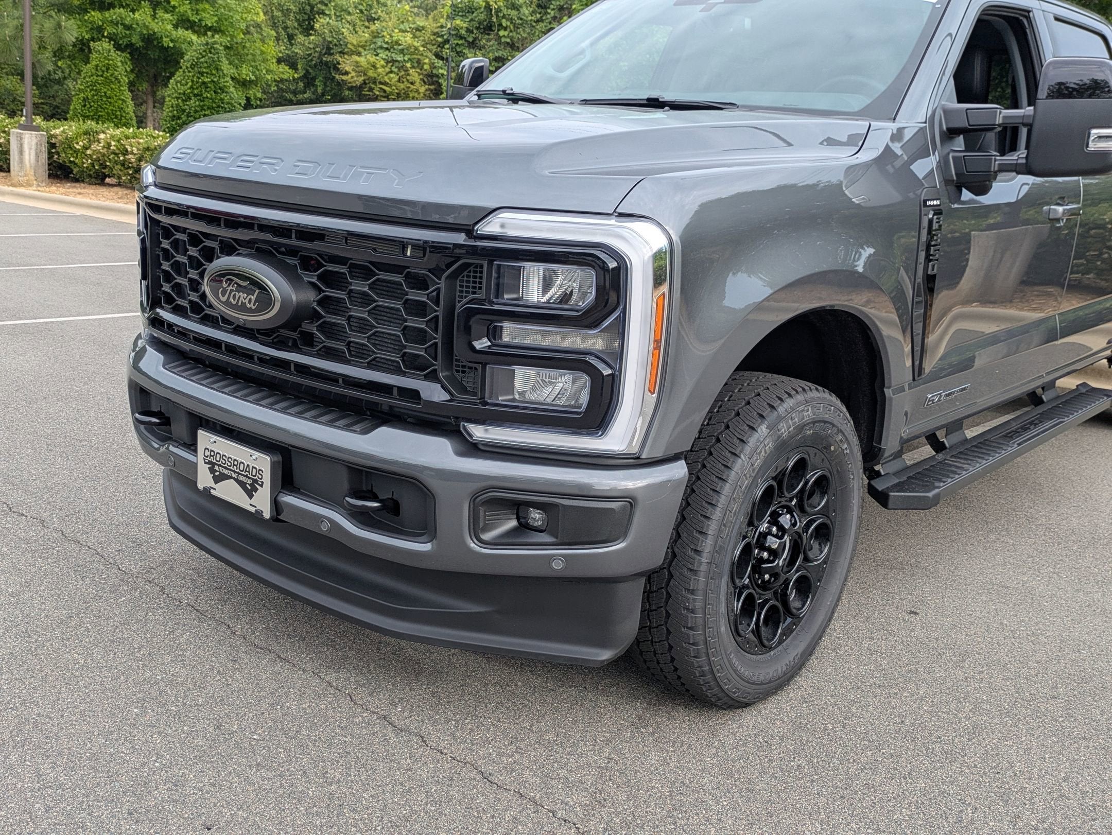 2026 Ford Super Duty F-350 SRW LARIAT