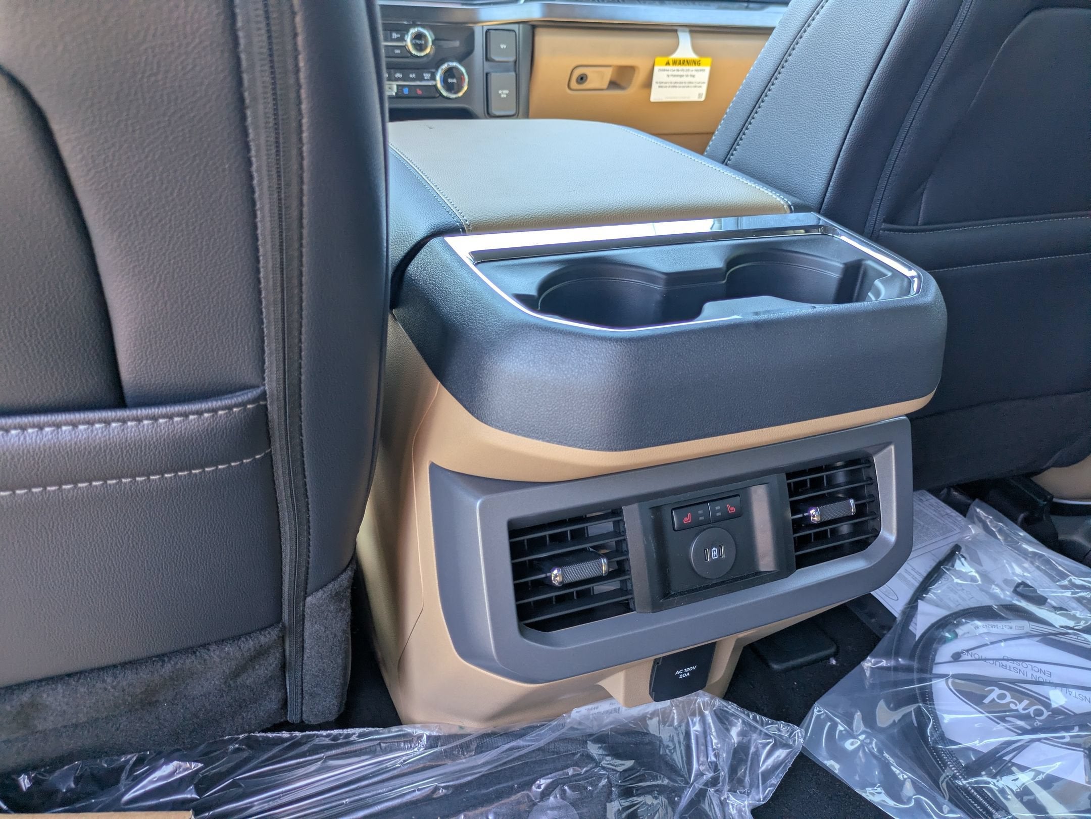 2026 Ford Super Duty F-350 DRW LARIAT