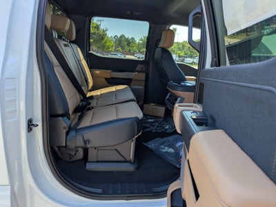 2026 Ford Super Duty F-350 DRW LARIAT
