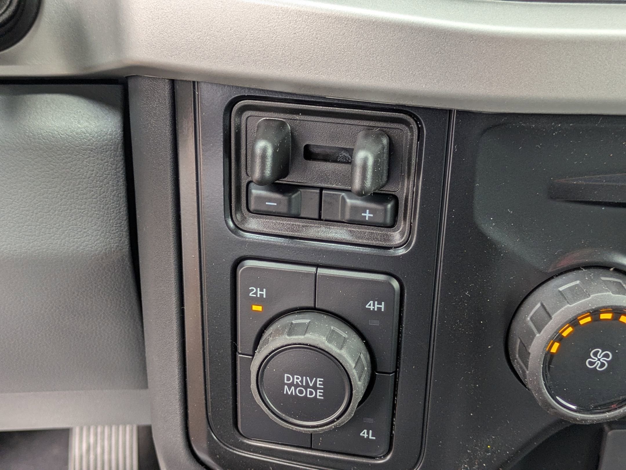 2026 Ford Super Duty F-450 DRW XLT