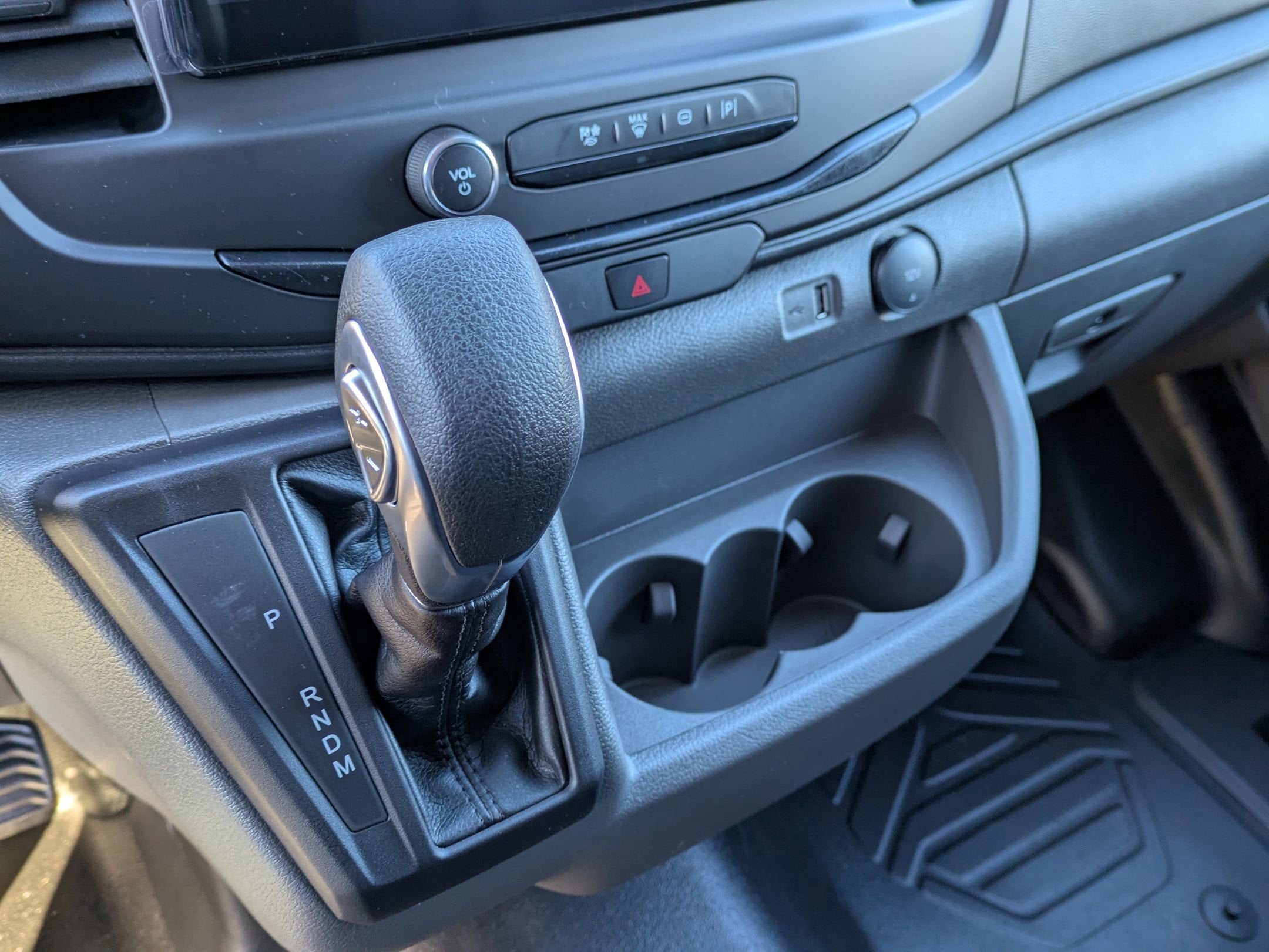 2026 Ford Transit Cargo Van Base