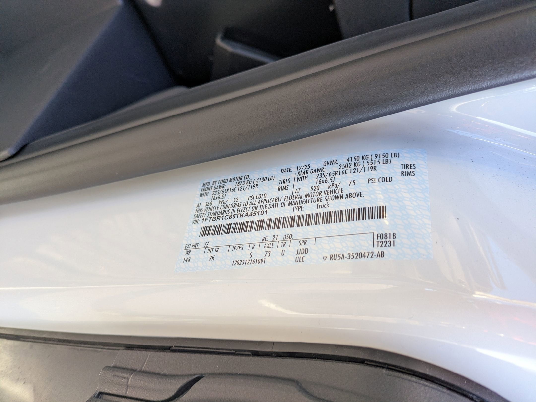 2026 Ford Transit Cargo Van Base