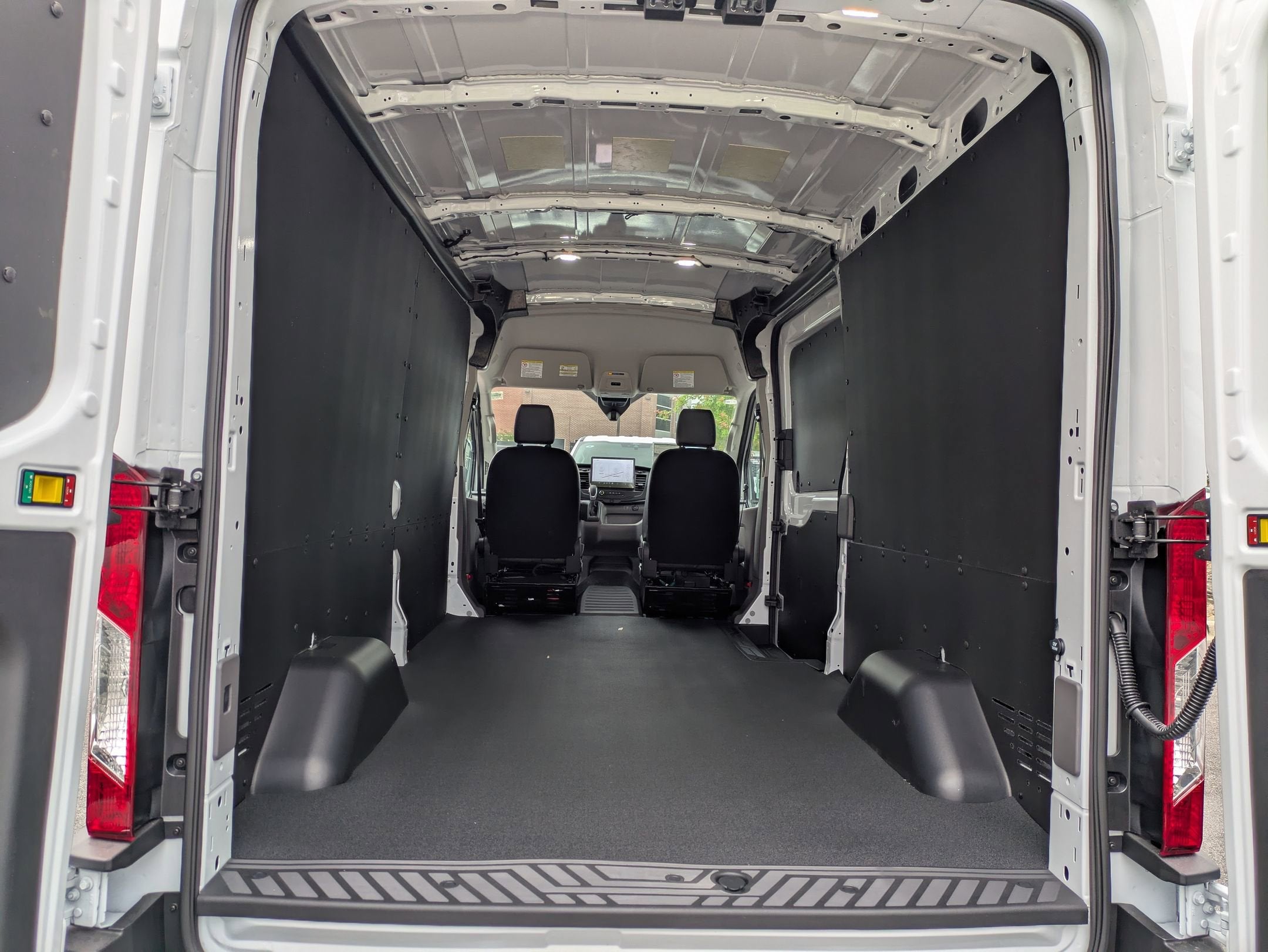 2026 Ford Transit Cargo Van Base