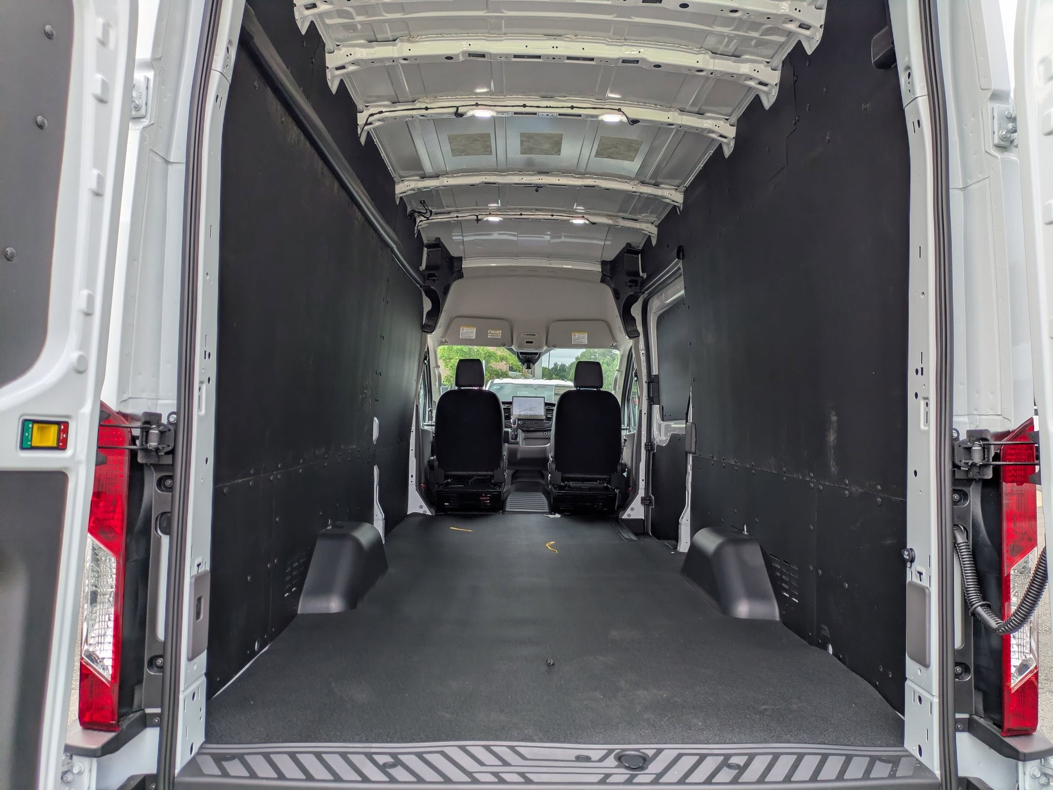 2026 Ford Transit Cargo Van Base