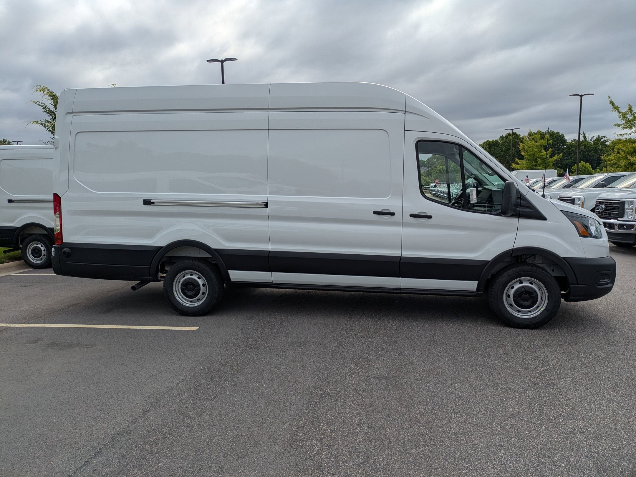 2026 Ford Transit Cargo Van Base