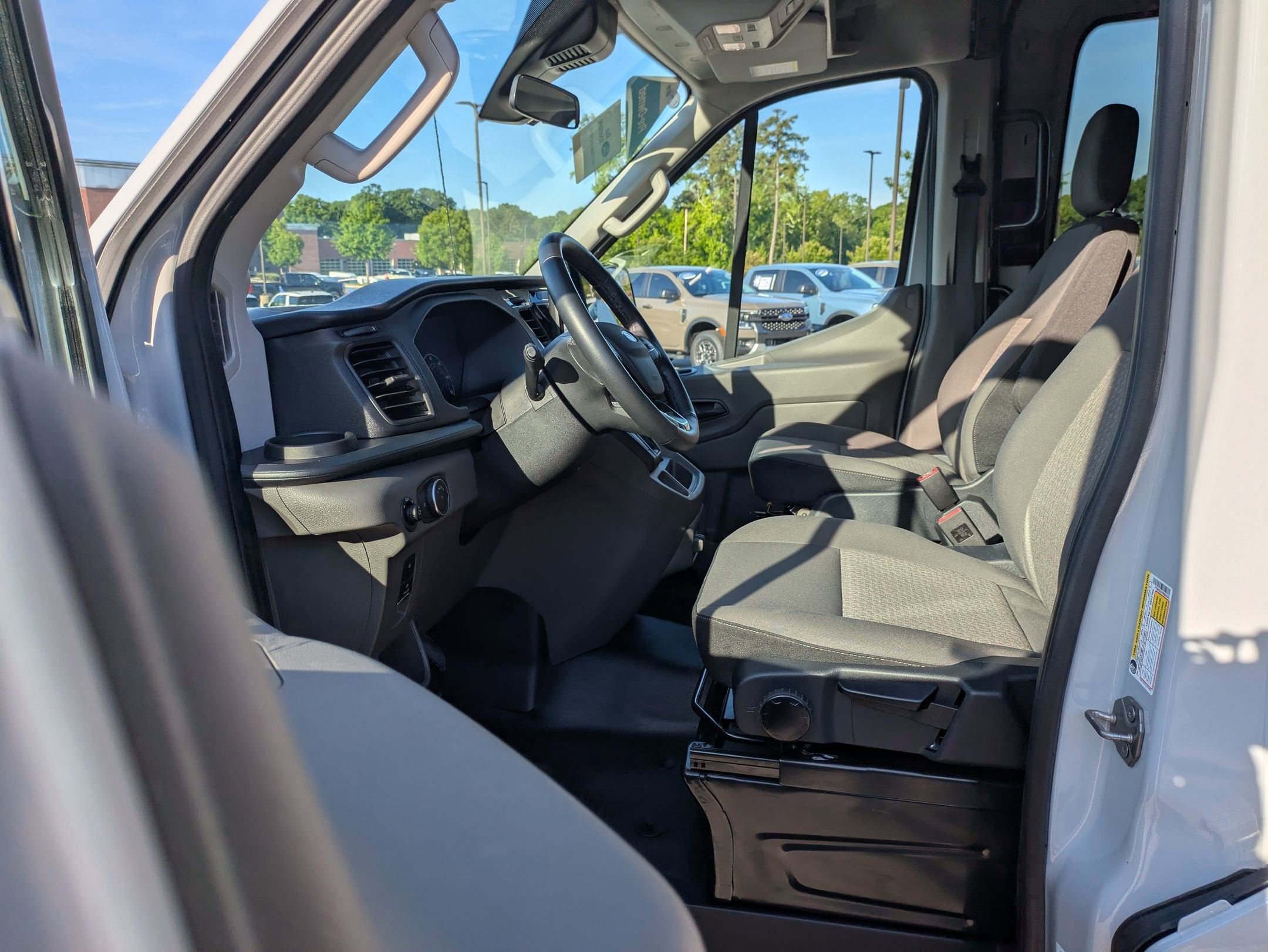 2023 Ford Transit Cargo Van Base