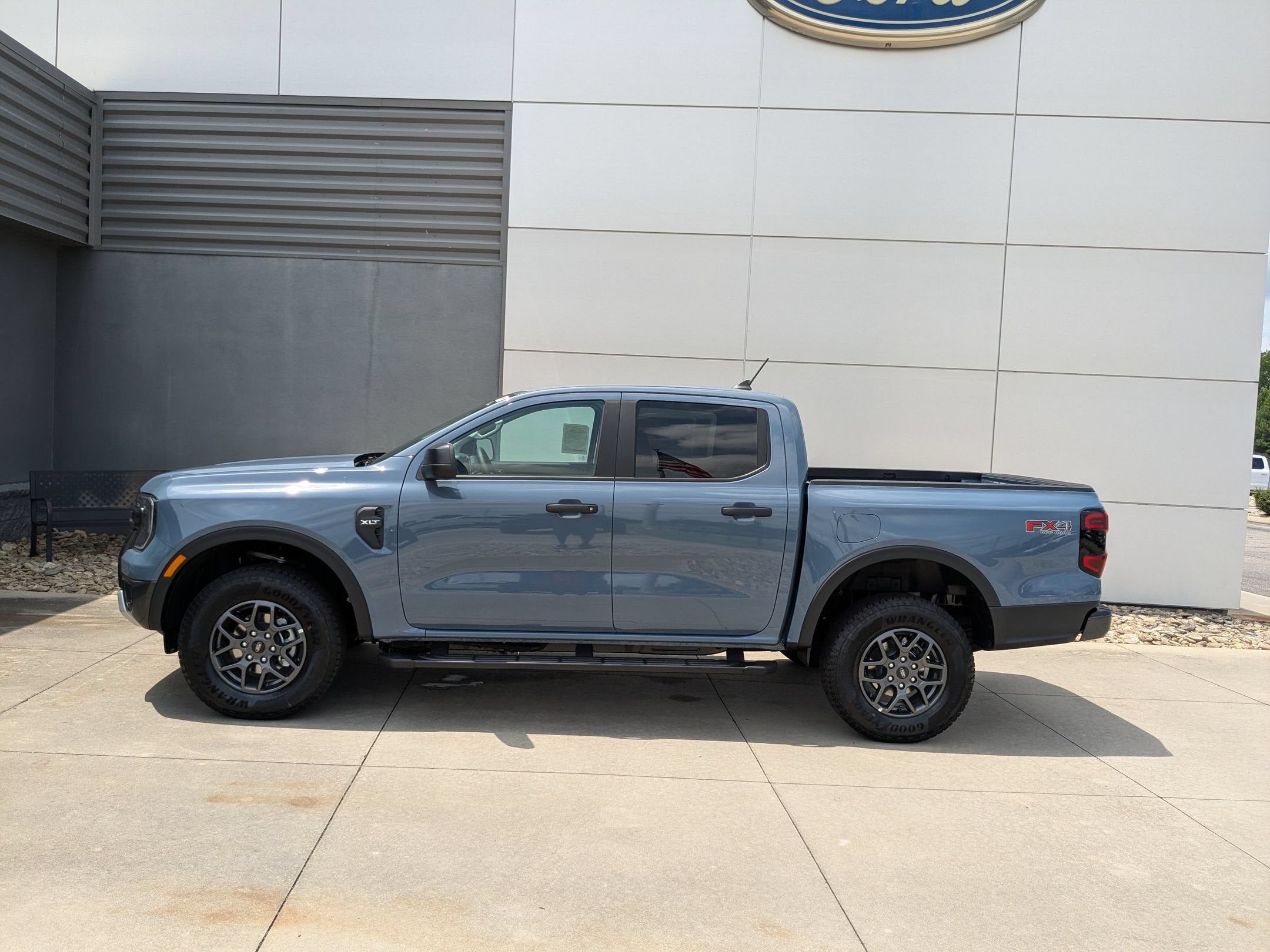 2025 Ford Ranger XLT - Photo 7