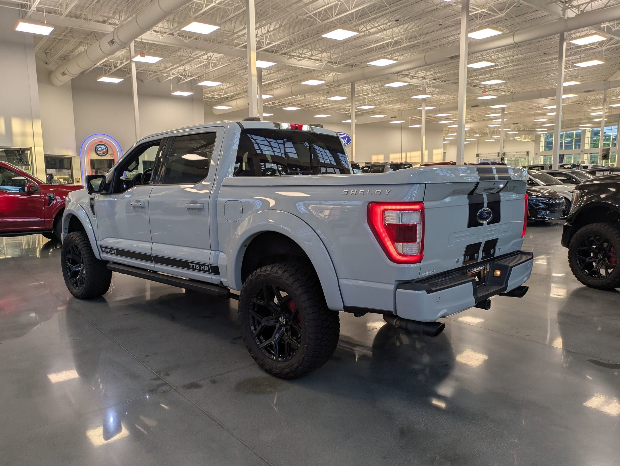 2023 Ford F-150 LARIAT