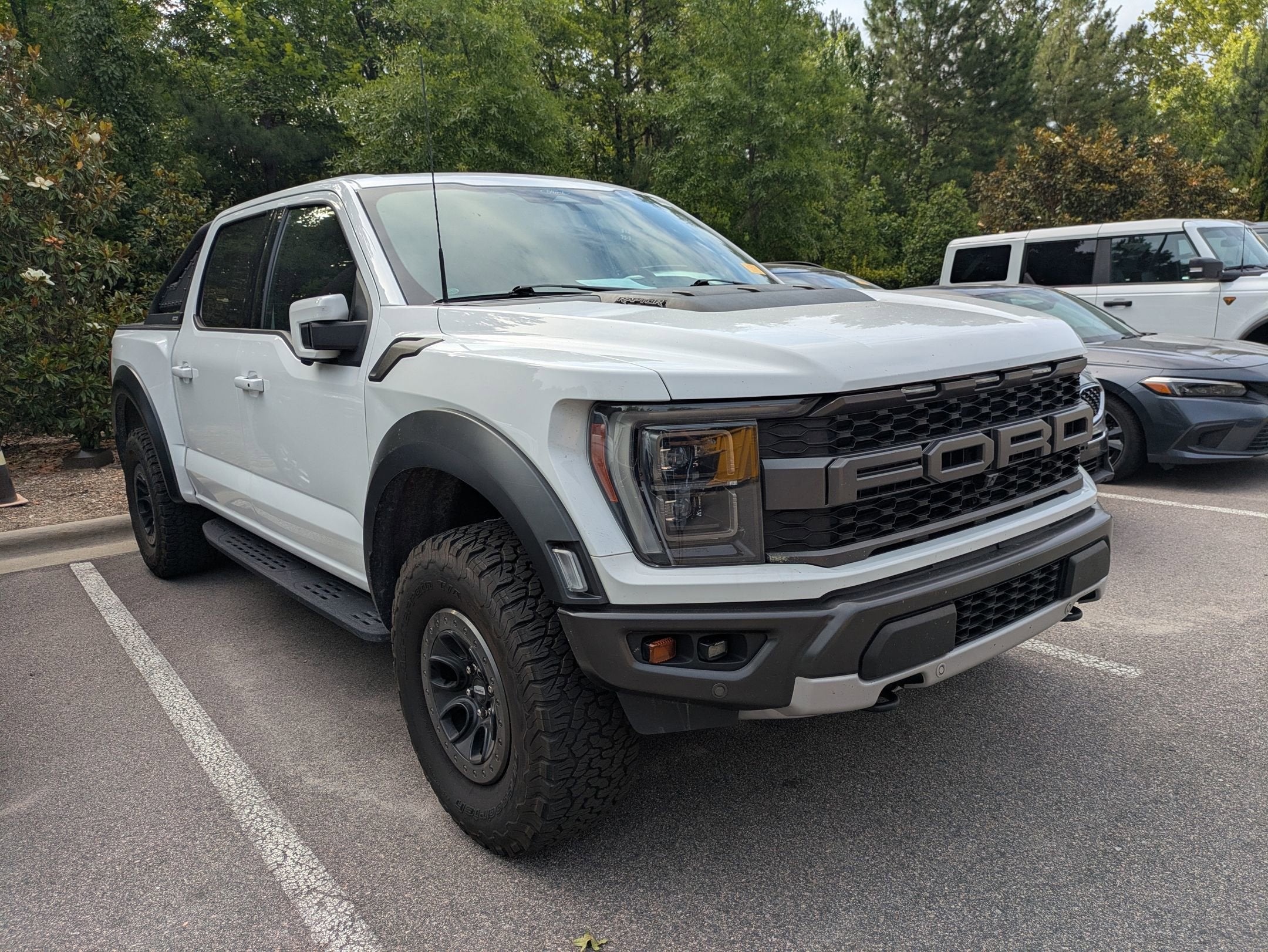 2022 Ford F-150 Raptor 4x4 SuperCrew 5-1/2 Box's photo