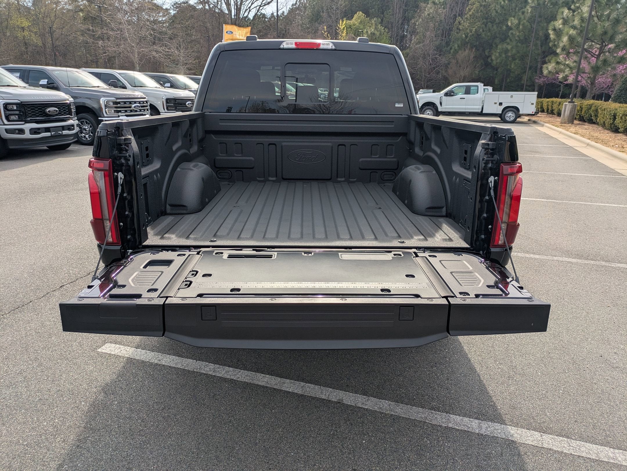 2024 Ford F-150 LARIAT