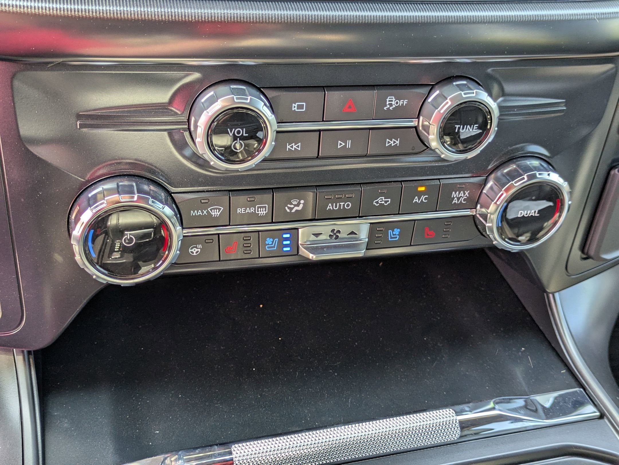 2026 Ford F-150 LARIAT - Crossroads Courtesy Demo