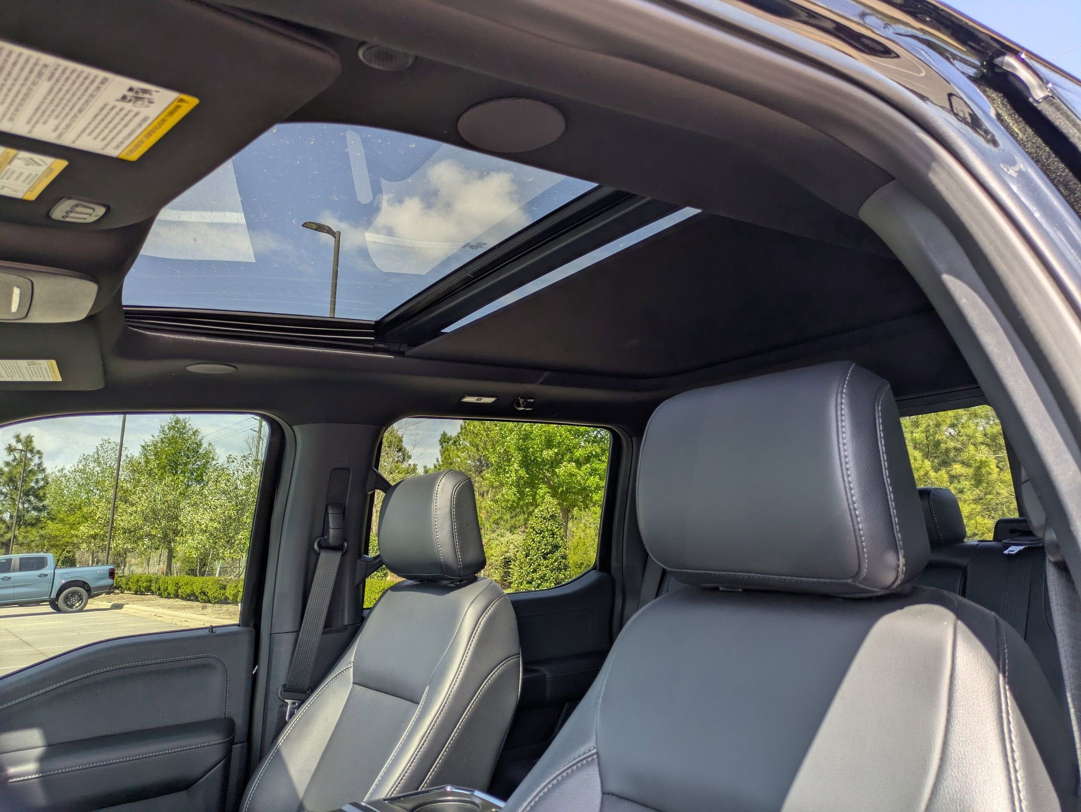 2026 Ford F-150 LARIAT - Crossroads Courtesy Demo