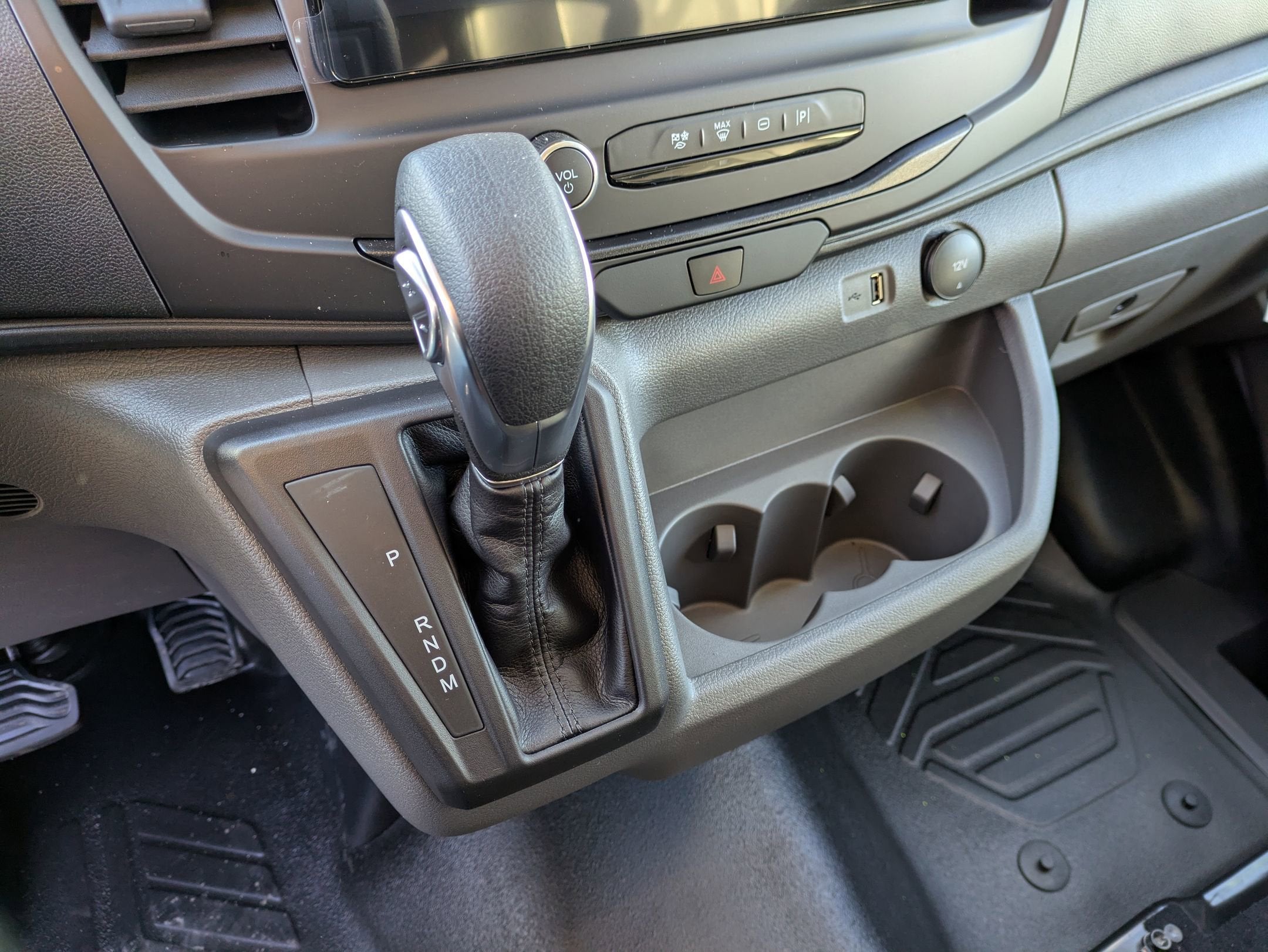 2026 Ford Transit Cargo Van T-150 130" Low Rf 8800 GVWR RWD