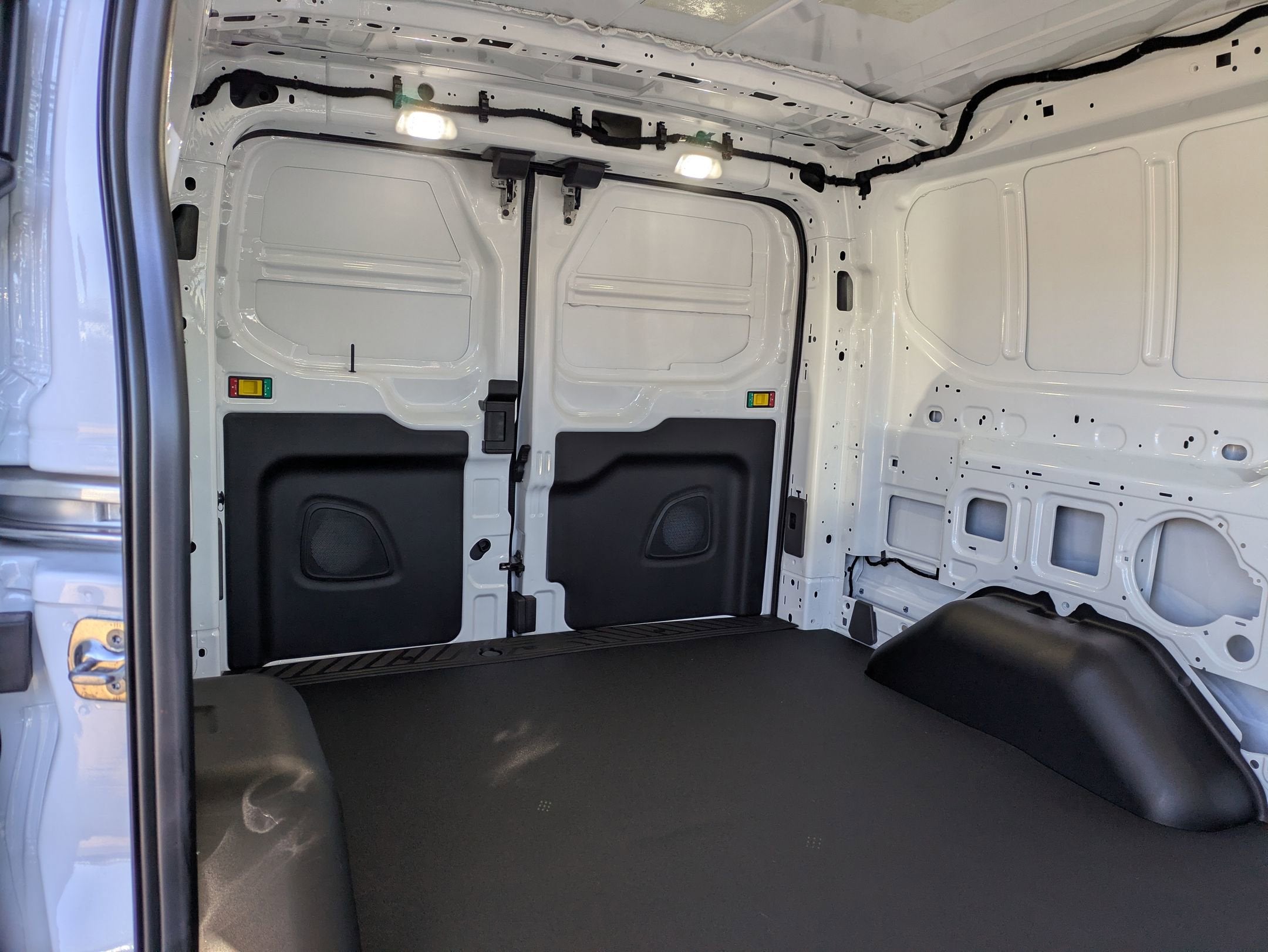 2026 Ford Transit Cargo Van T-150 130" Low Rf 8800 GVWR RWD