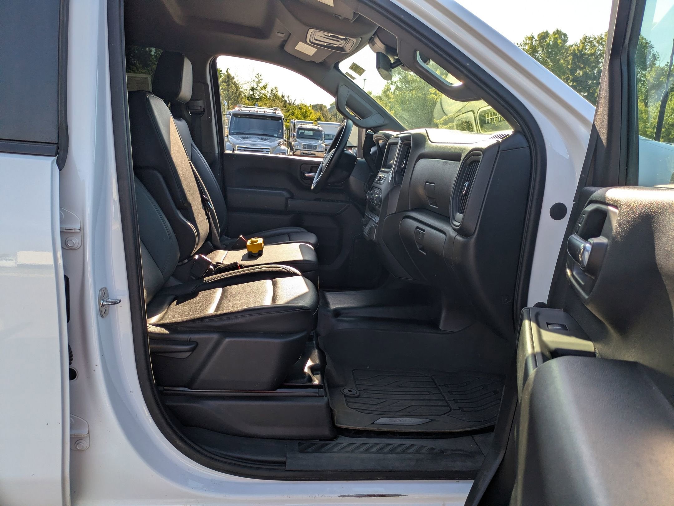 2024 Chevrolet Silverado 3500HD CC Work Truck