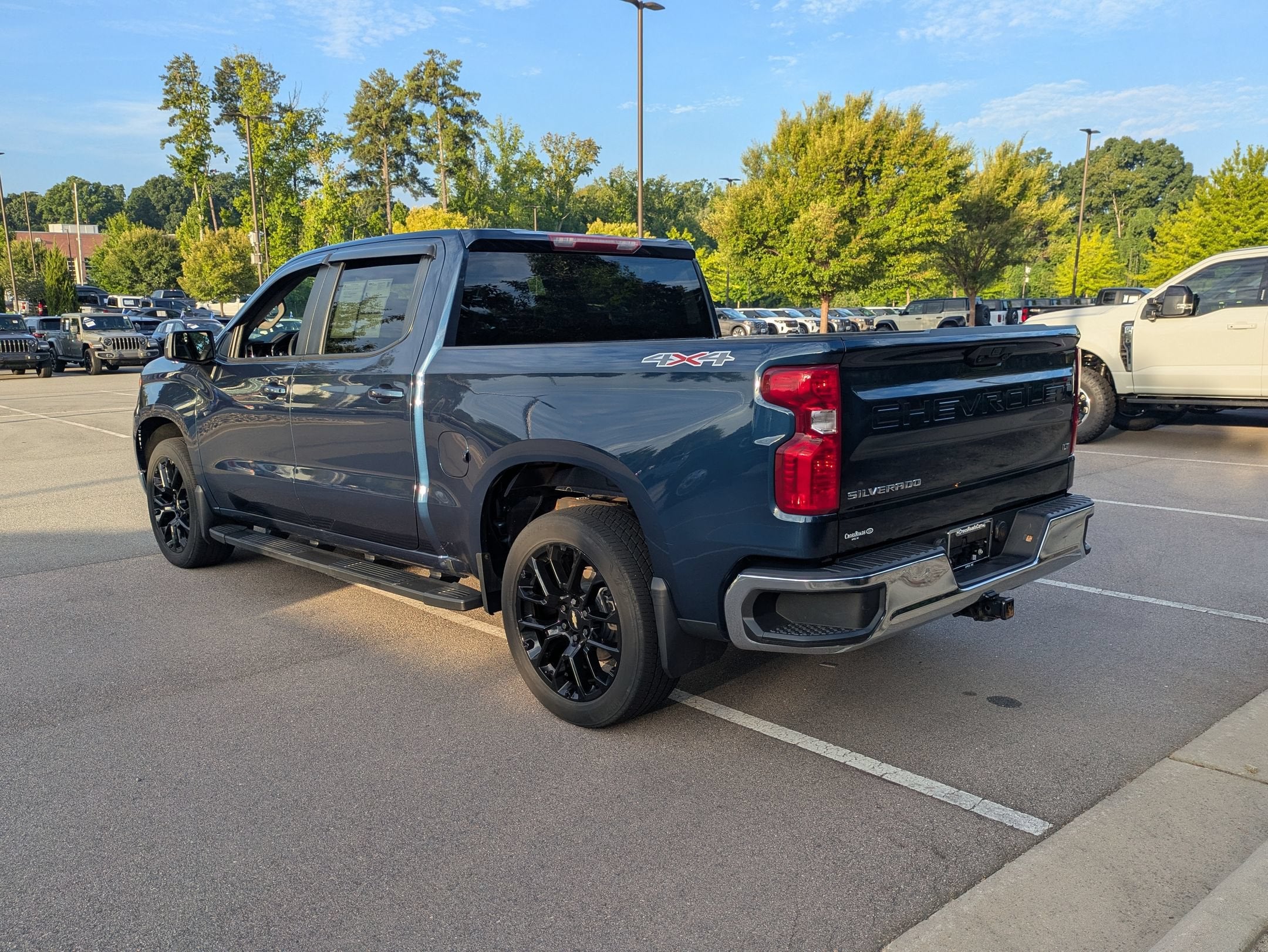2023 Chevrolet Silverado 1500 LT