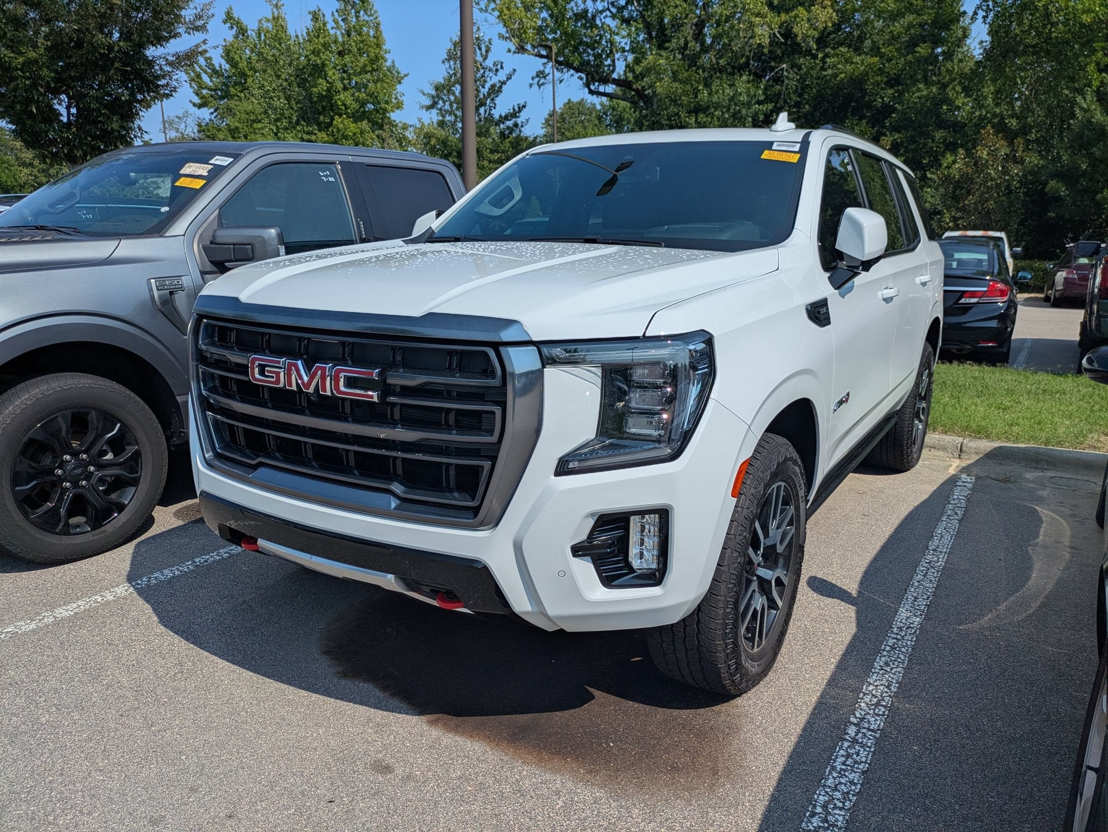2024 GMC Yukon AT4
