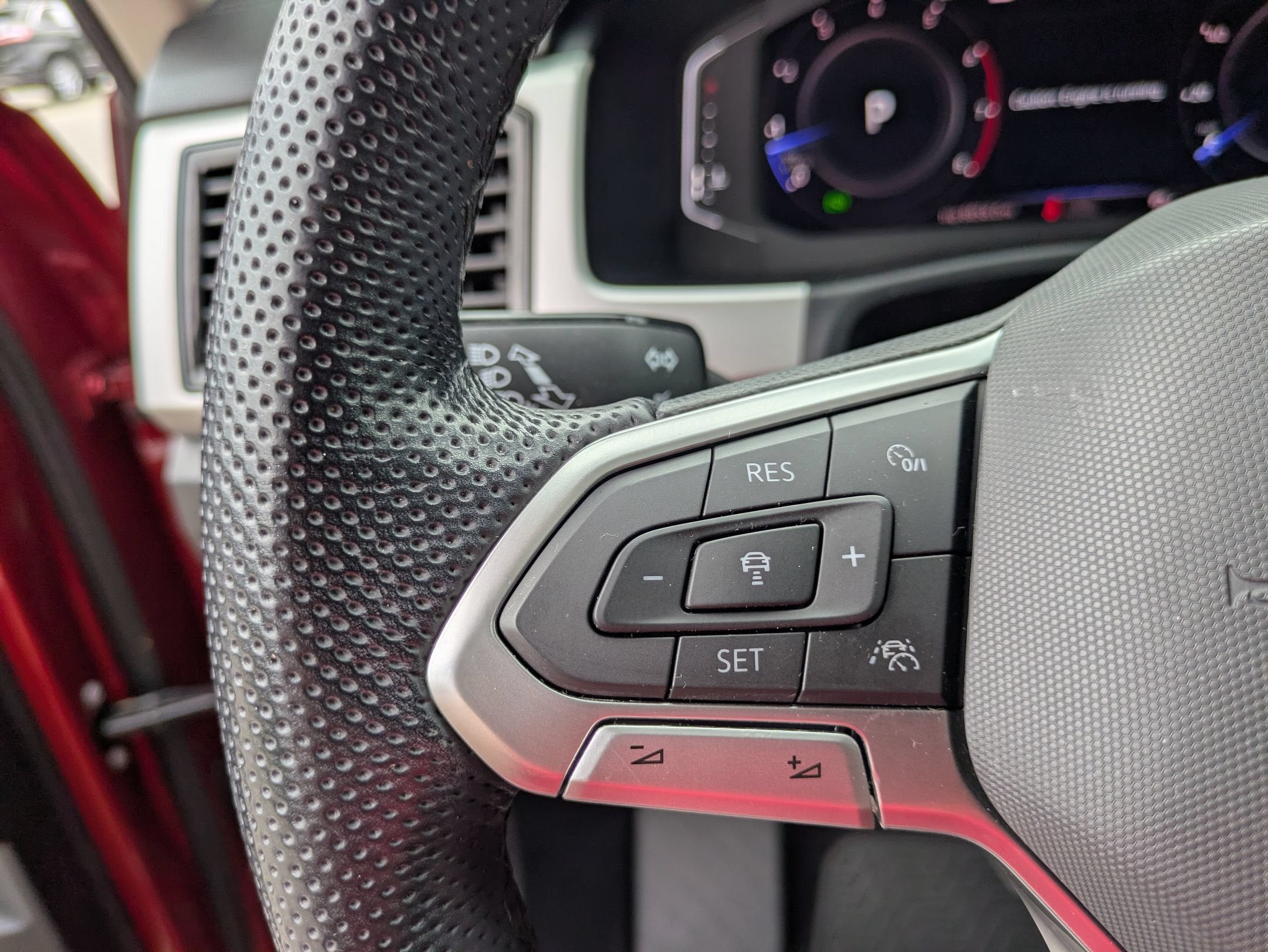 2022 Volkswagen Atlas 3.6L V6 SEL R-Line