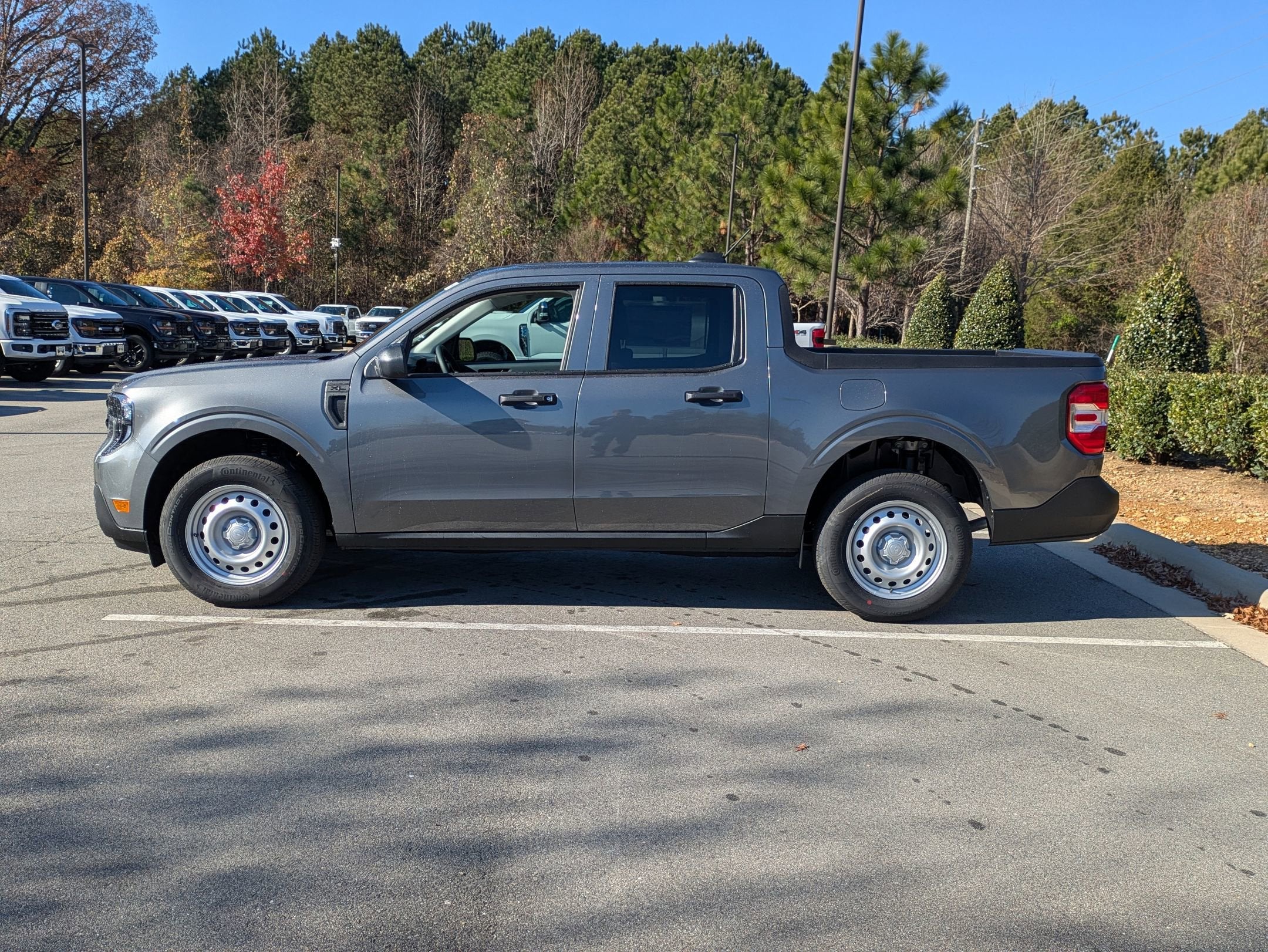 2025 Ford Maverick XL