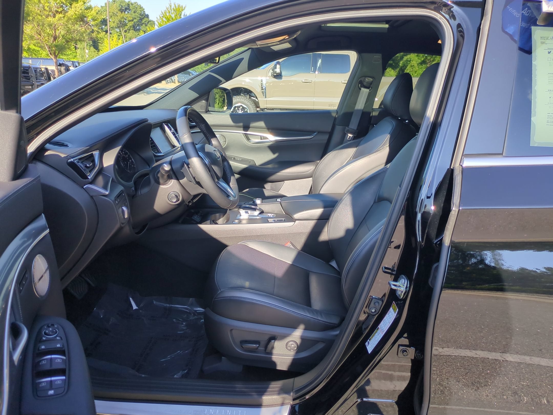 2025 INFINITI QX55 ESSENTIAL
