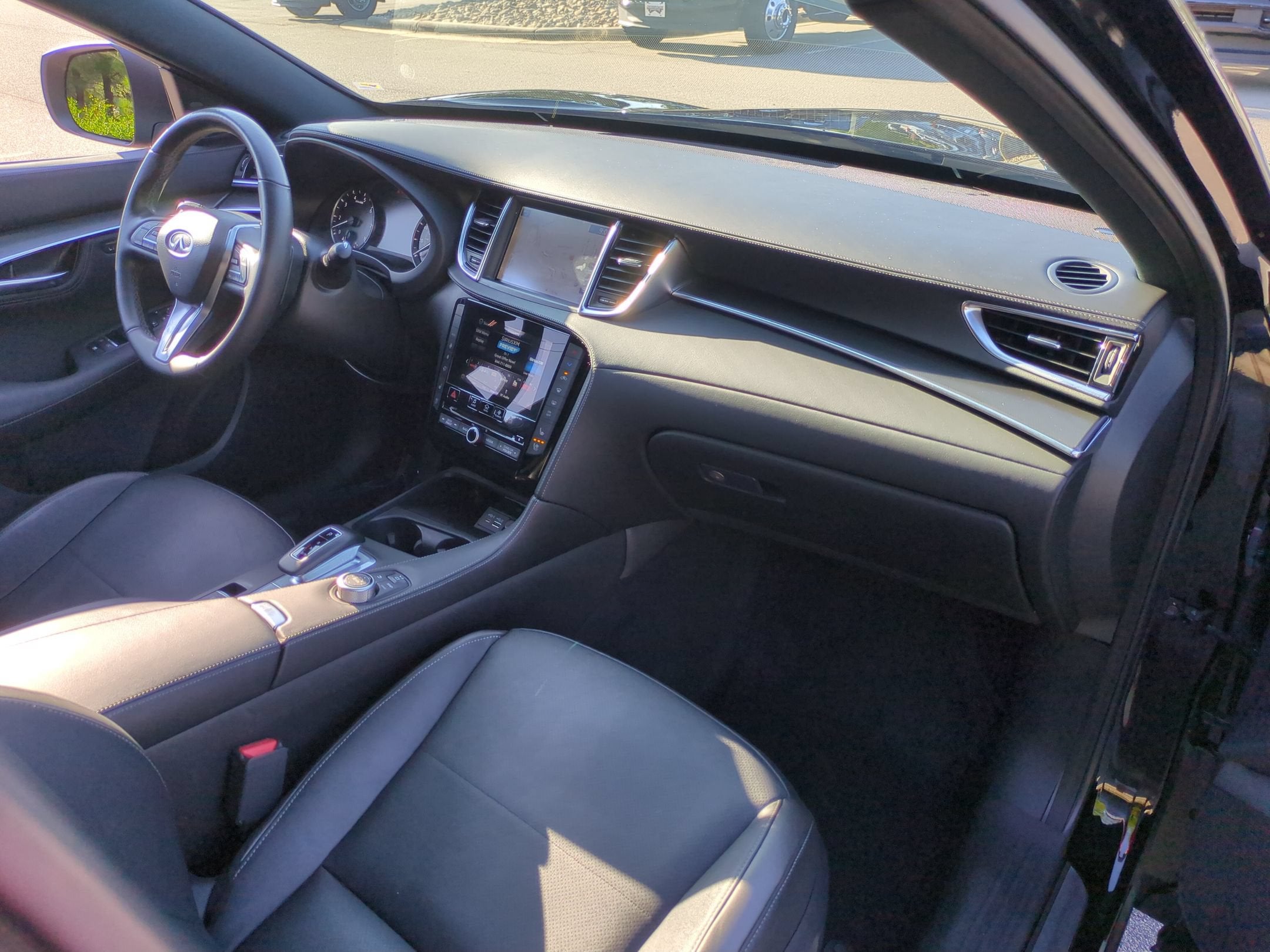 2025 INFINITI QX55 ESSENTIAL