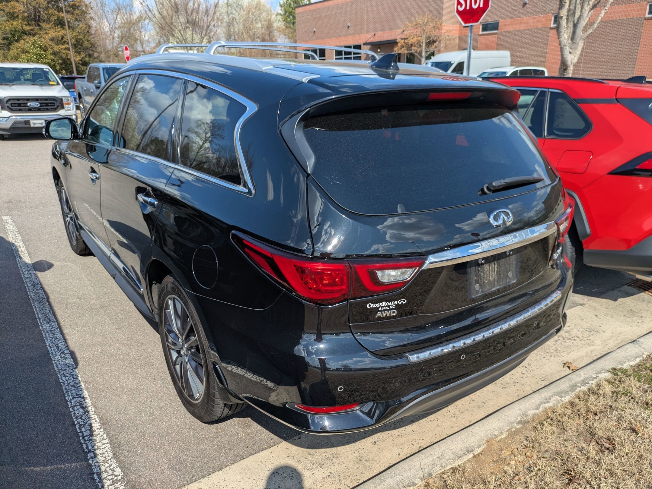 2020 INFINITI QX60 LUXE