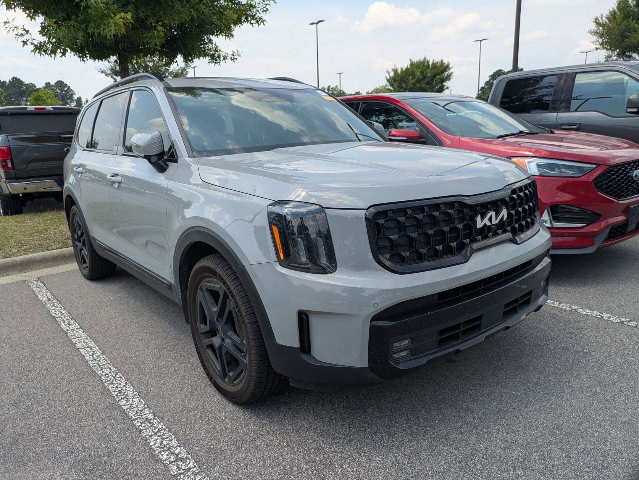 2024 Kia Telluride SX Prestige X-Line AWD's photo