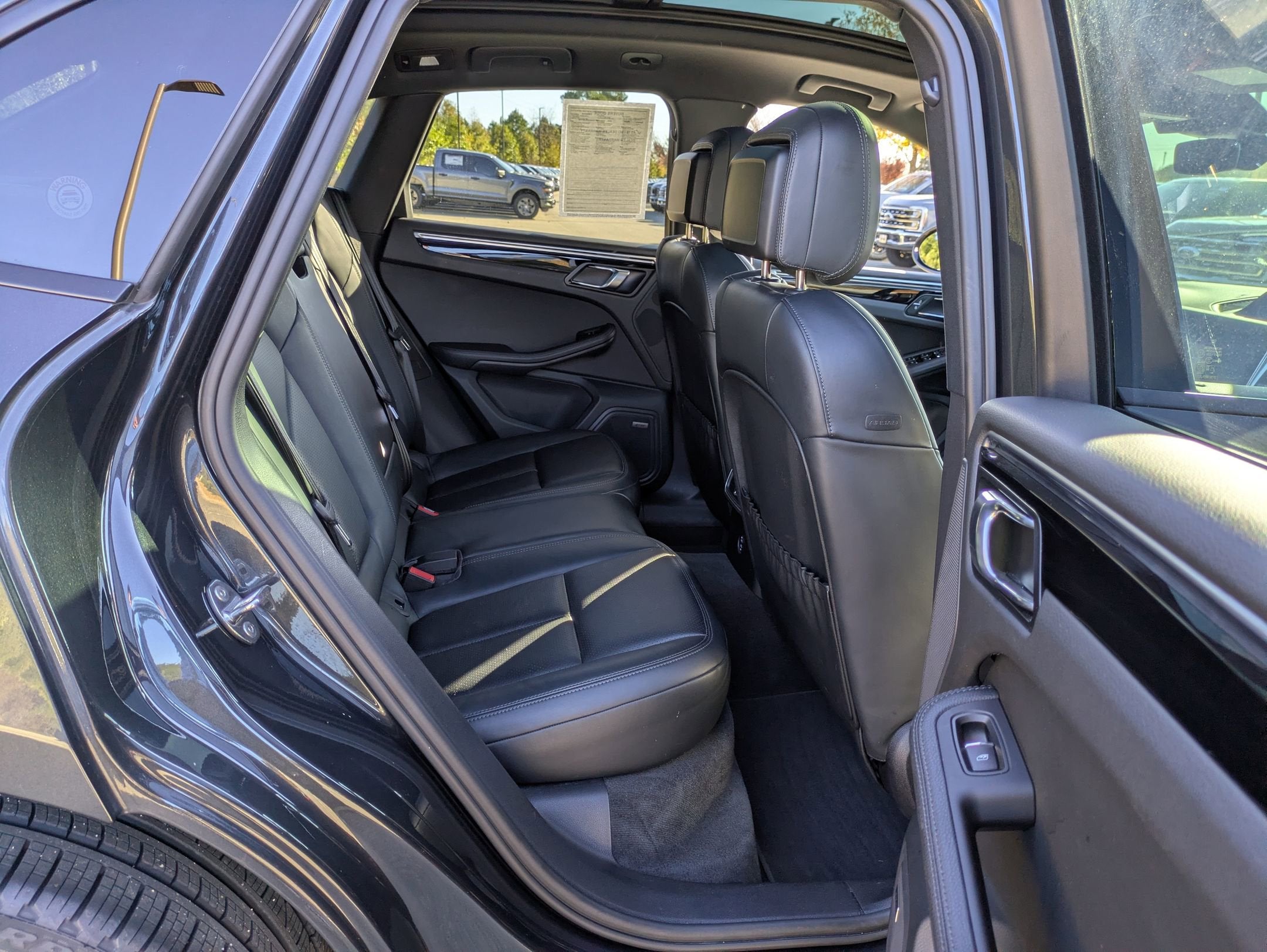 2024 Porsche Macan T