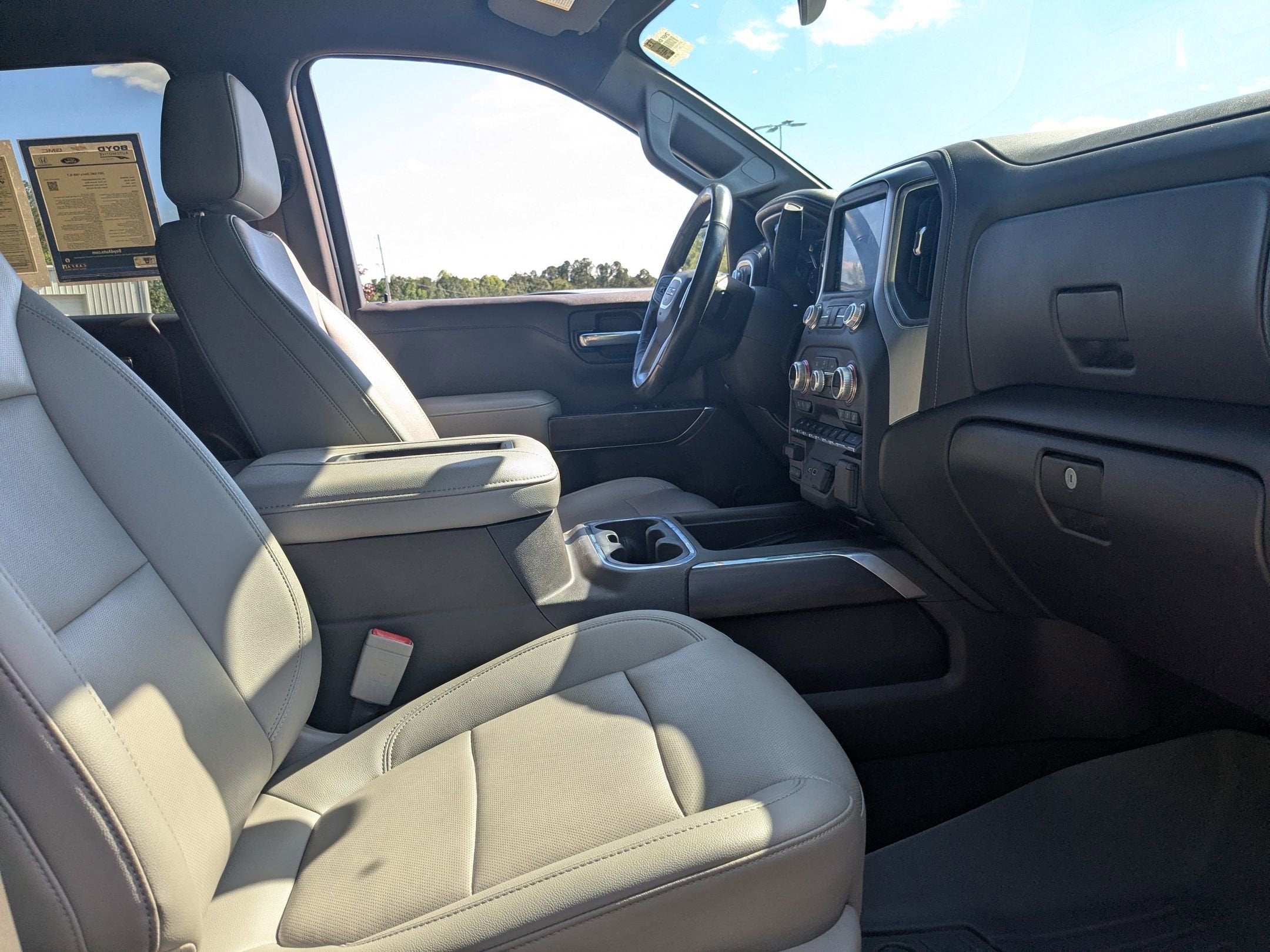 2021 GMC Sierra 1500 SLT