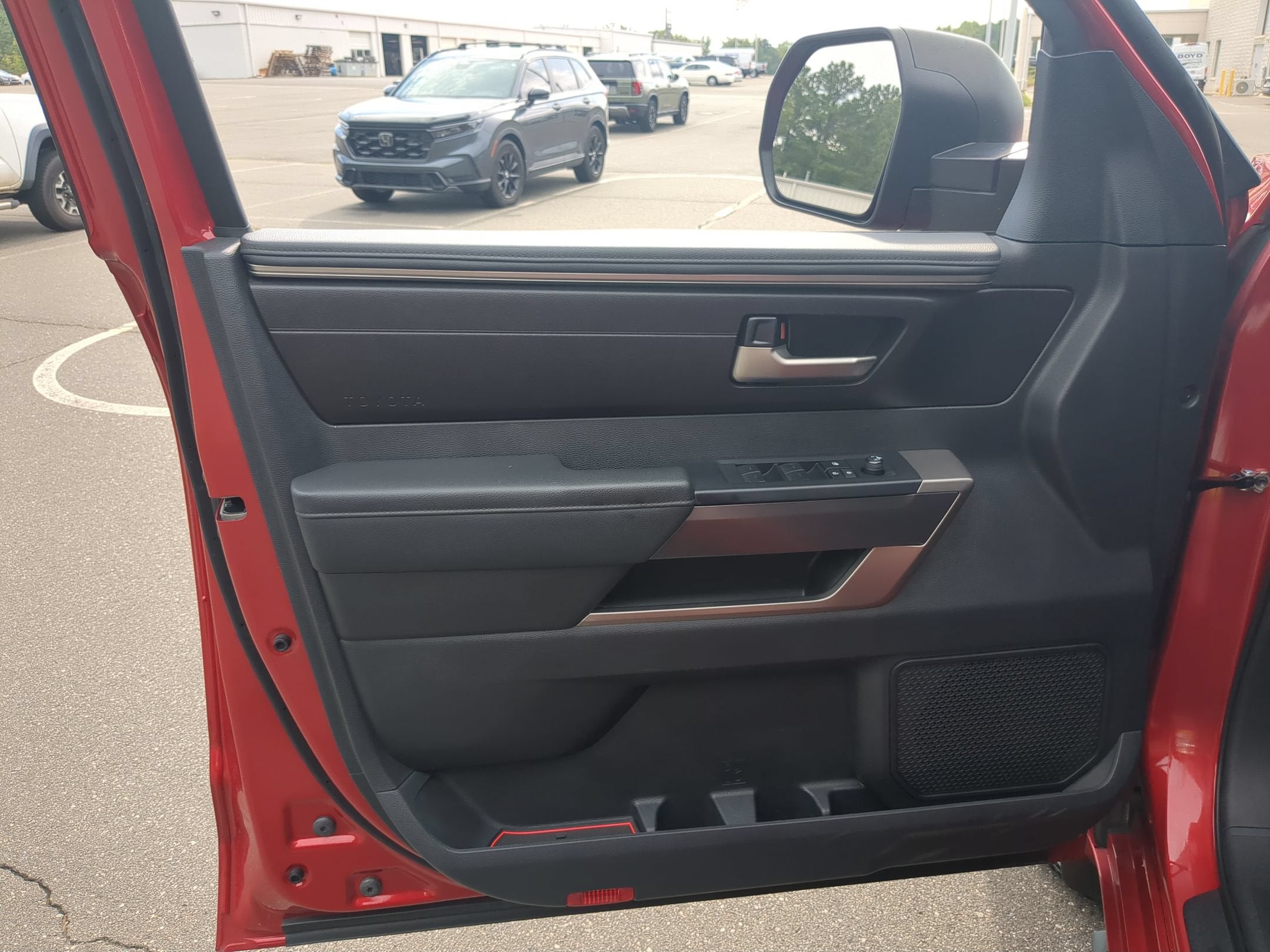 2024 Toyota Tundra 4WD SR5